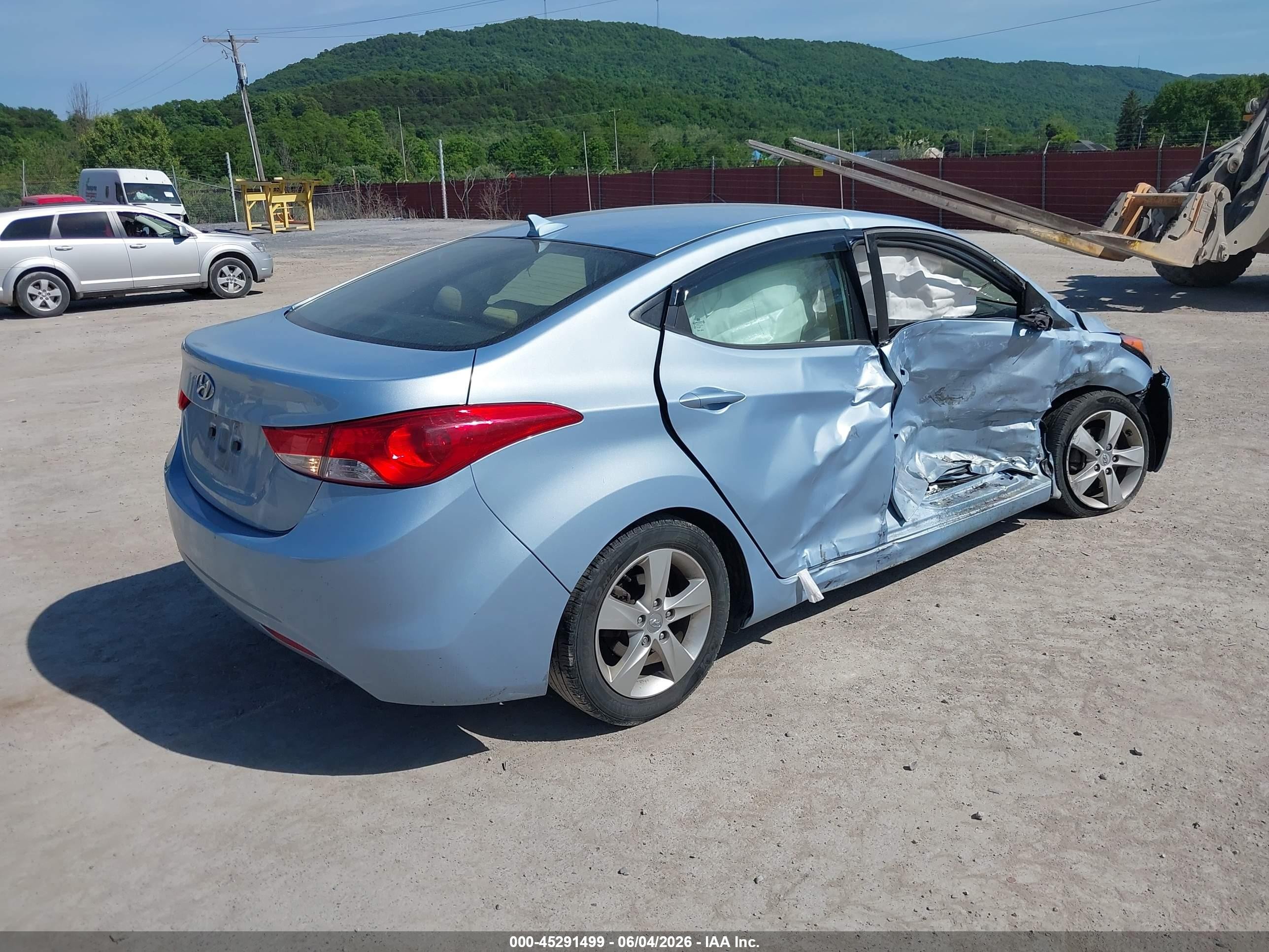 2011 Hyundai Elantra Gls (ulsan Plant) Light Blue vin: KMHDH4AE1BU114284
