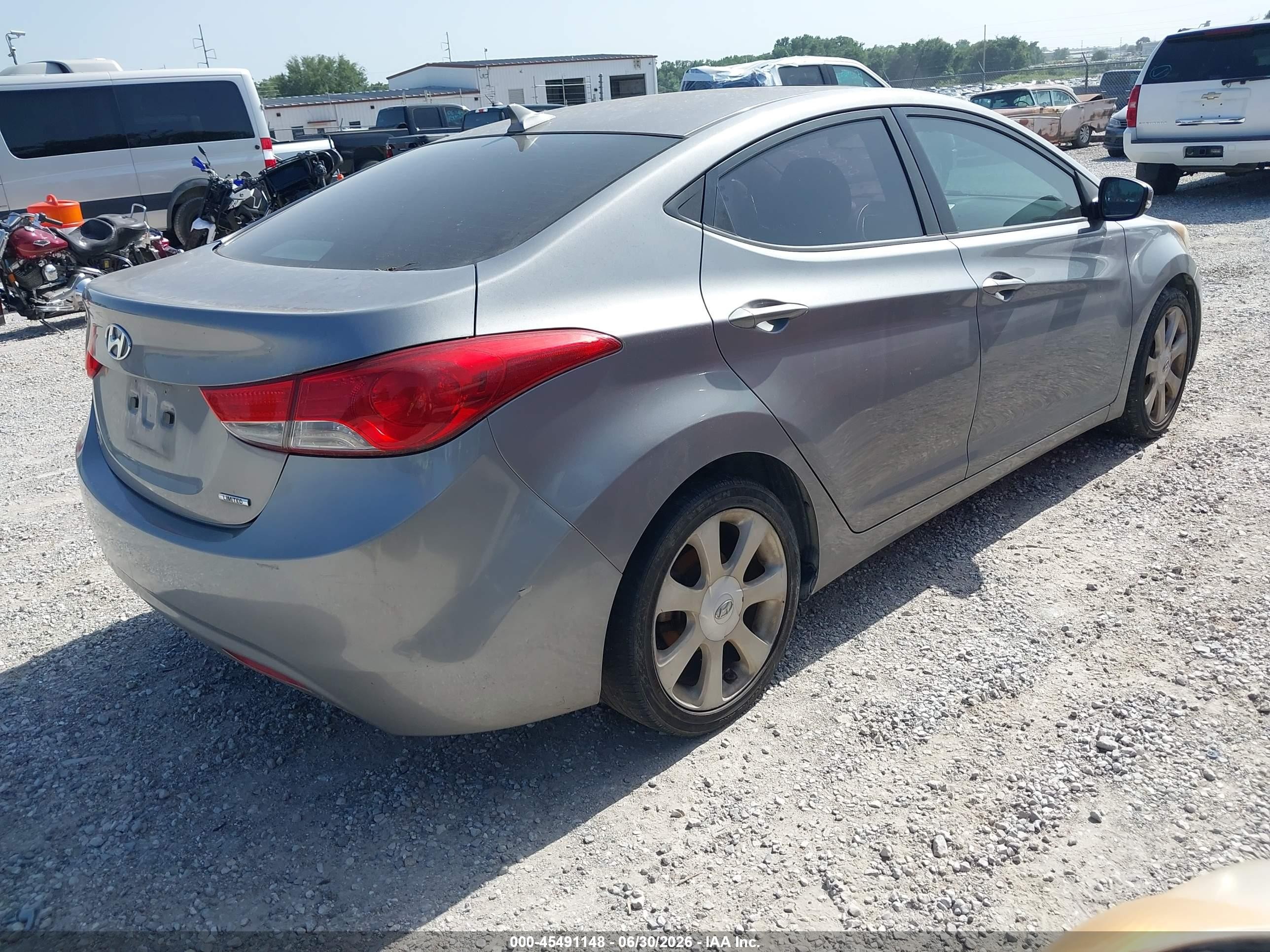 2011 Hyundai Elantra Limited (ulsan Plant) Silver vin: KMHDH4AE1BU131683