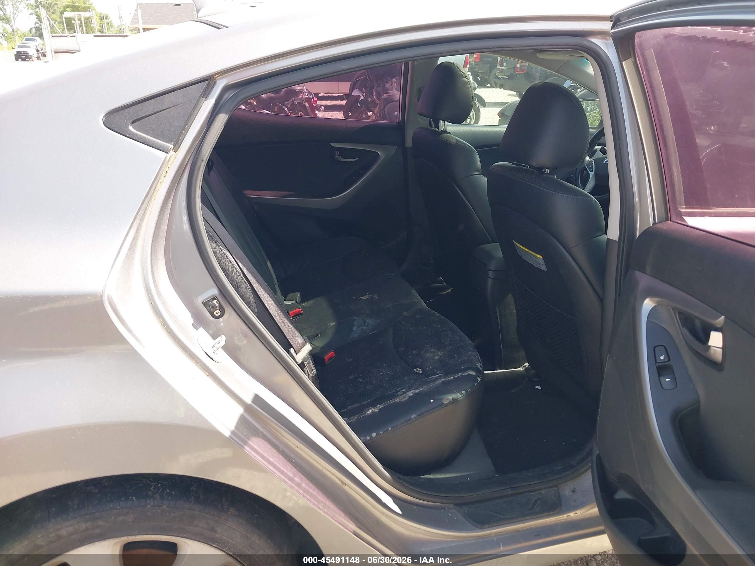 2011 Hyundai Elantra Limited (ulsan Plant) Silver vin: KMHDH4AE1BU131683