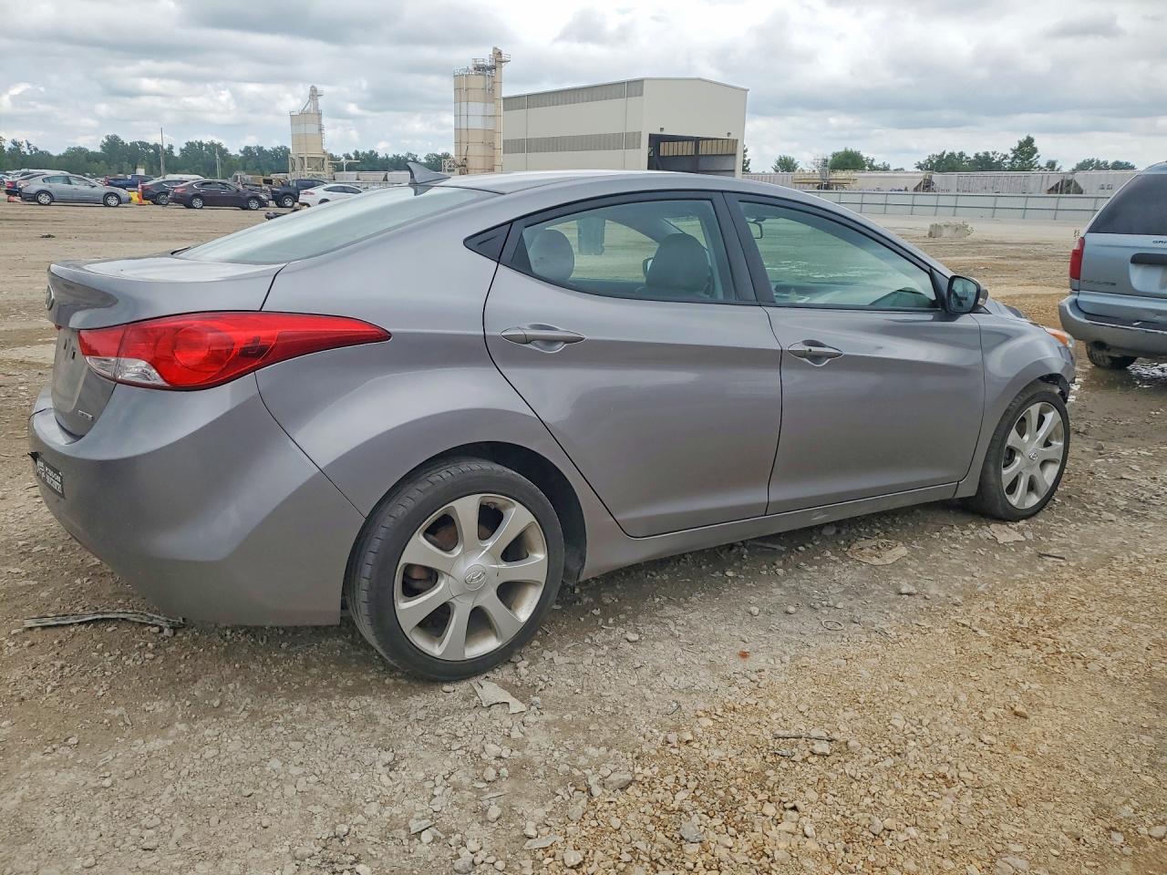2011 Hyundai Elantra Limited Silver vin: KMHDH4AE1BU146099