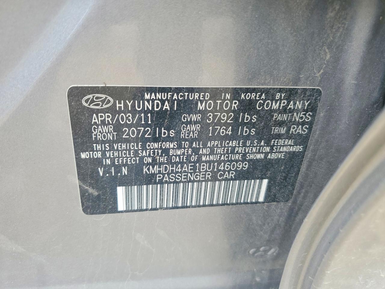 2011 Hyundai Elantra Limited Silver vin: KMHDH4AE1BU146099