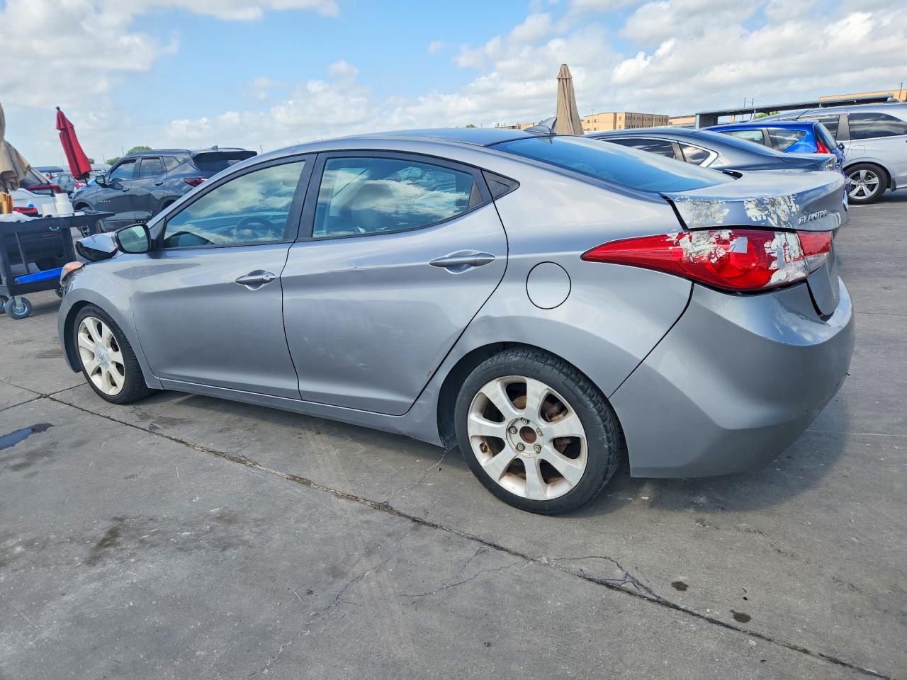 2012 Hyundai Elantra Limited Silver vin: KMHDH4AE1CU296411