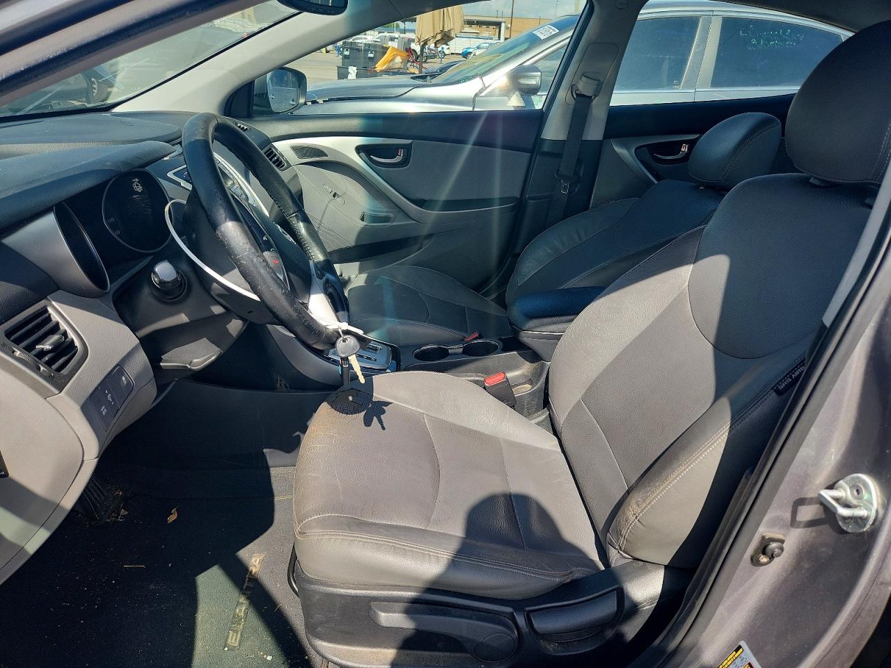 2012 Hyundai Elantra Limited Silver vin: KMHDH4AE1CU296411