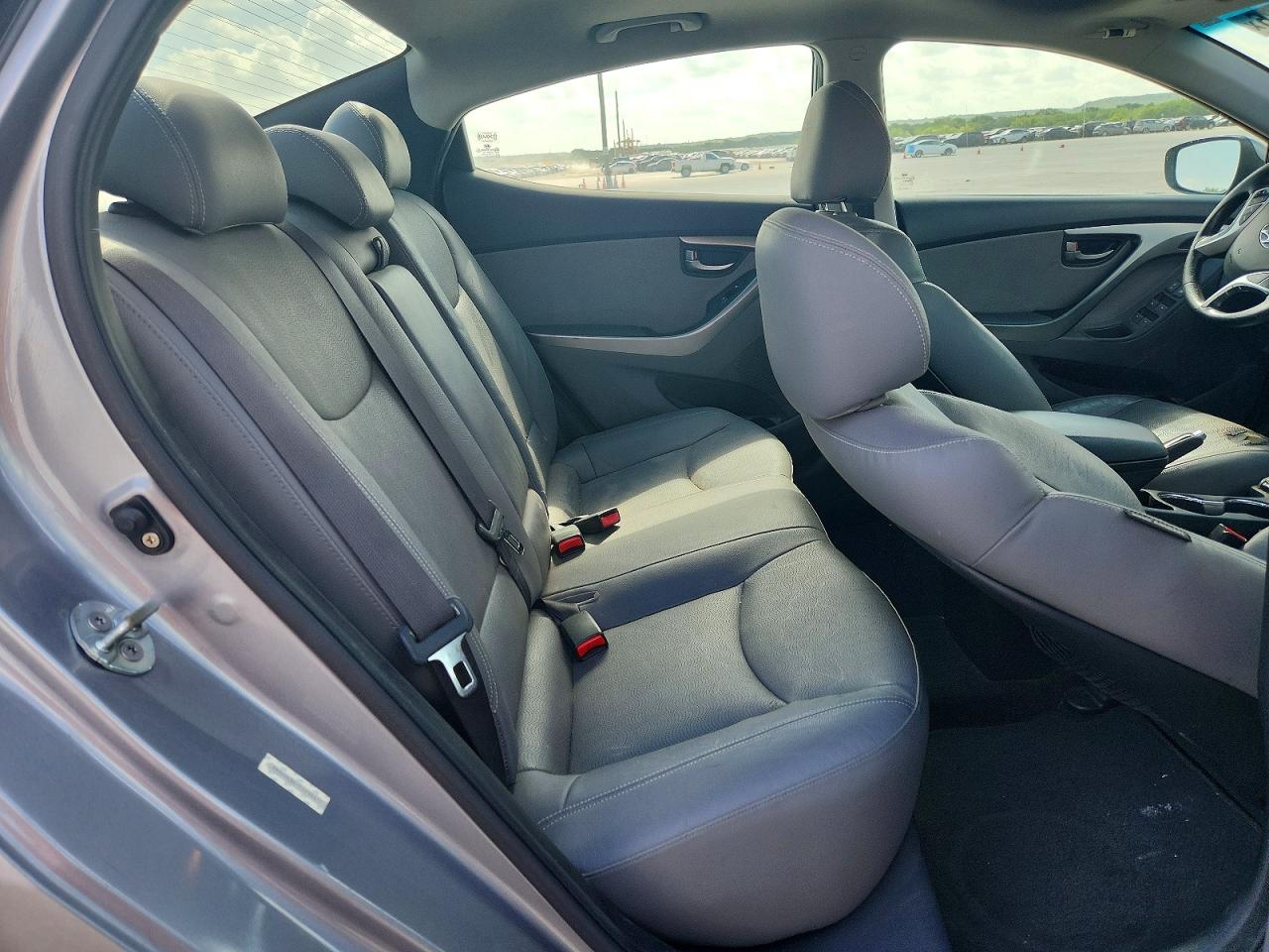 2012 Hyundai Elantra Limited Silver vin: KMHDH4AE1CU296411