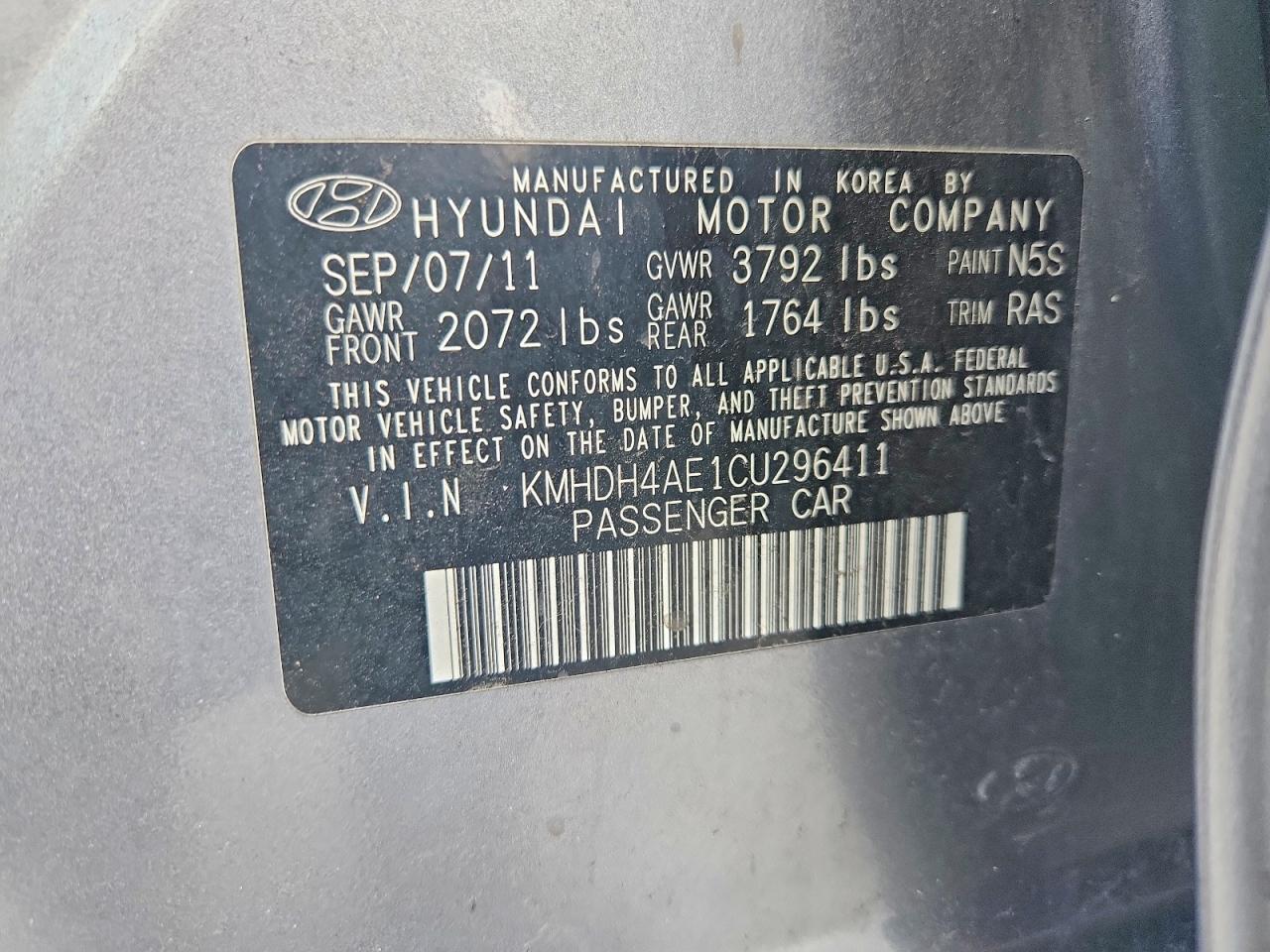 2012 Hyundai Elantra Limited Silver vin: KMHDH4AE1CU296411