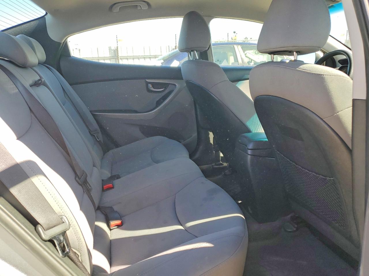 2012 Hyundai Elantra Gls Silver vin: KMHDH4AE1CU363427
