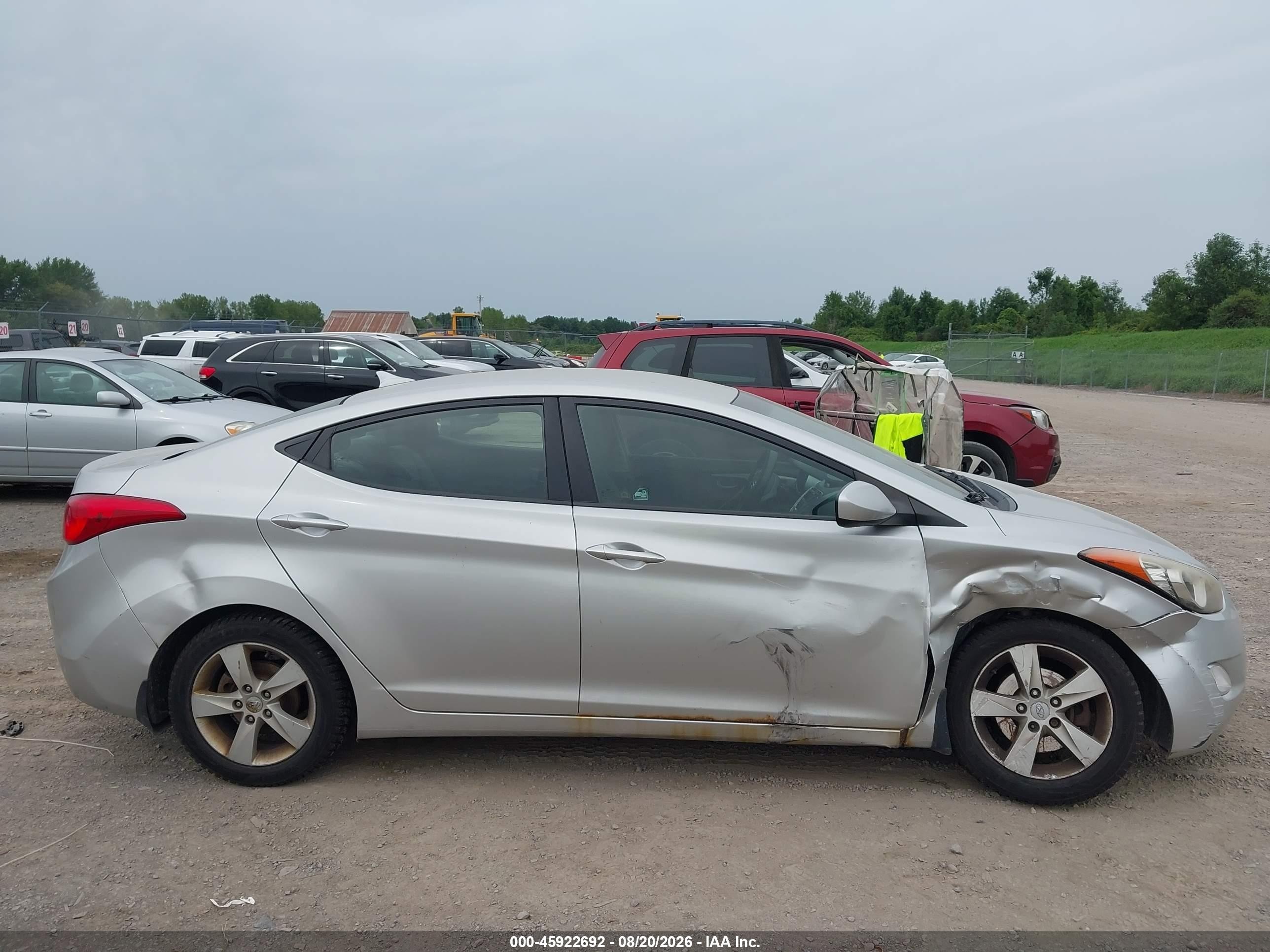 2013 Hyundai Elantra Gls Silver vin: KMHDH4AE1DU499297