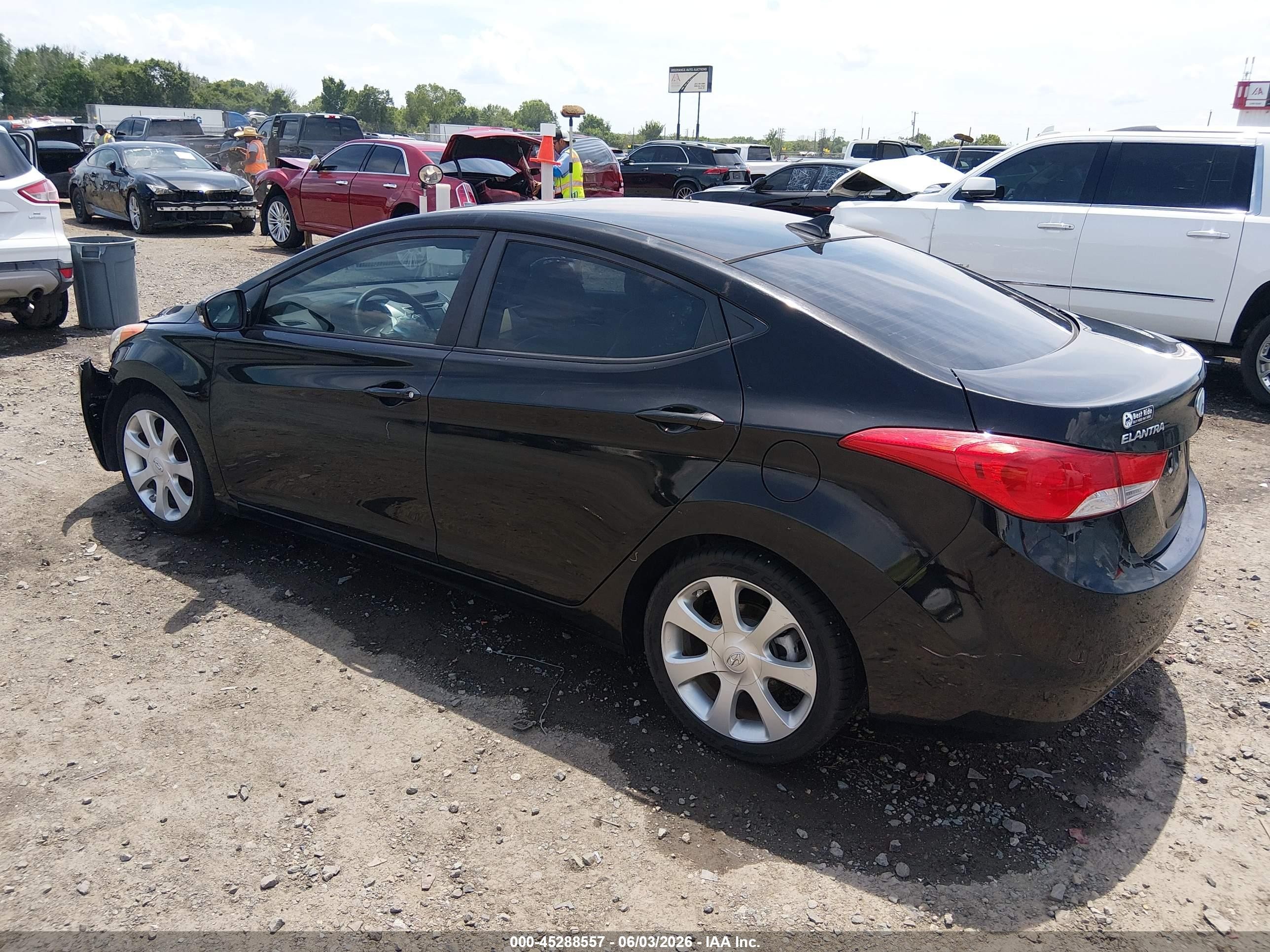 2013 Hyundai Elantra Limited Black vin: KMHDH4AE1DU503395