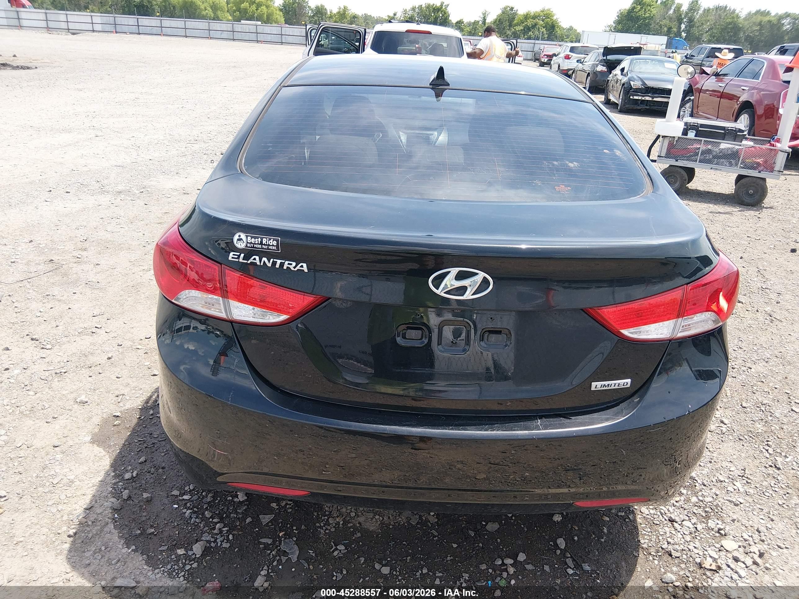 2013 Hyundai Elantra Limited Black vin: KMHDH4AE1DU503395