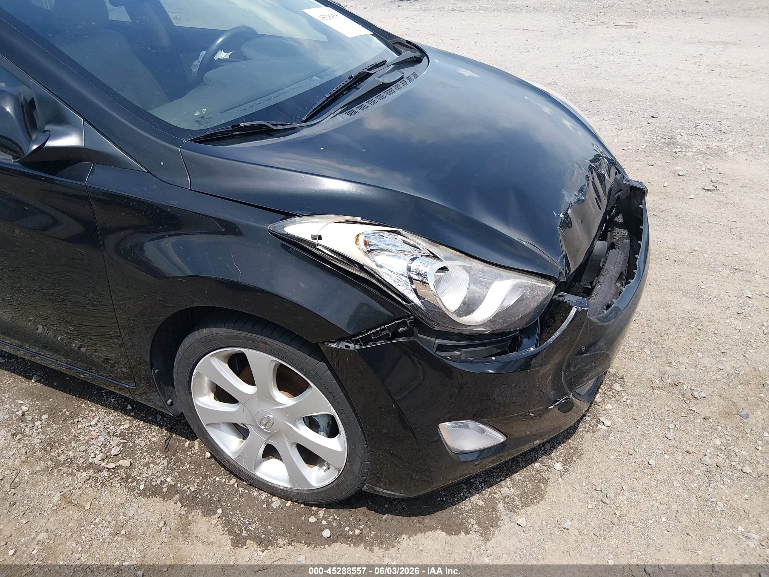2013 Hyundai Elantra Limited Black vin: KMHDH4AE1DU503395