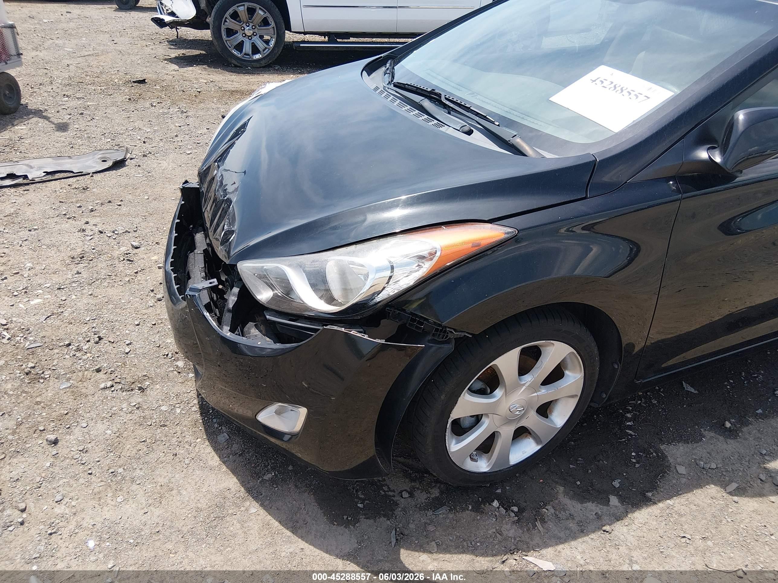 2013 Hyundai Elantra Limited Black vin: KMHDH4AE1DU503395