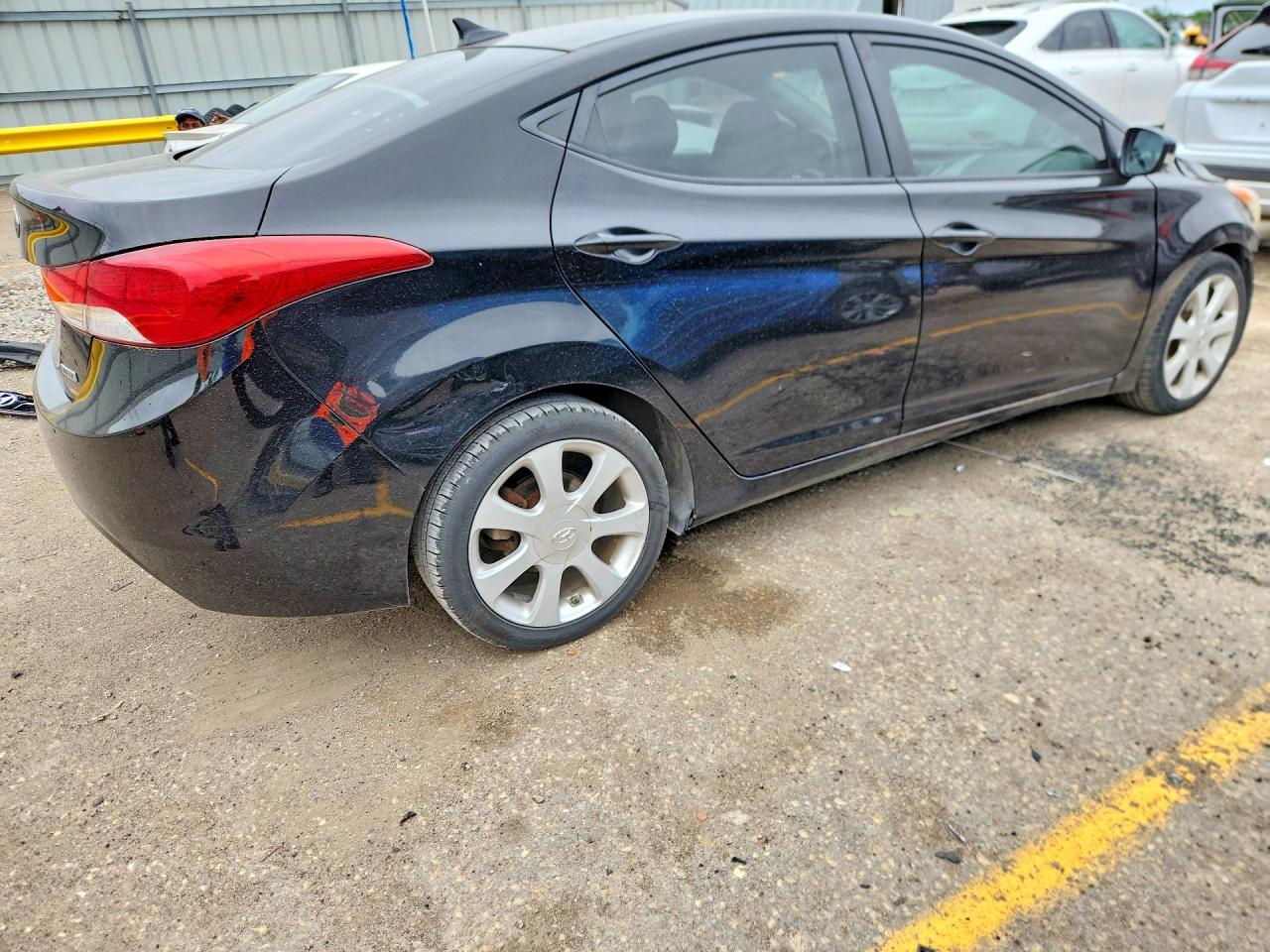 2013 Hyundai Elantra Limited Black vin: KMHDH4AE1DU504899