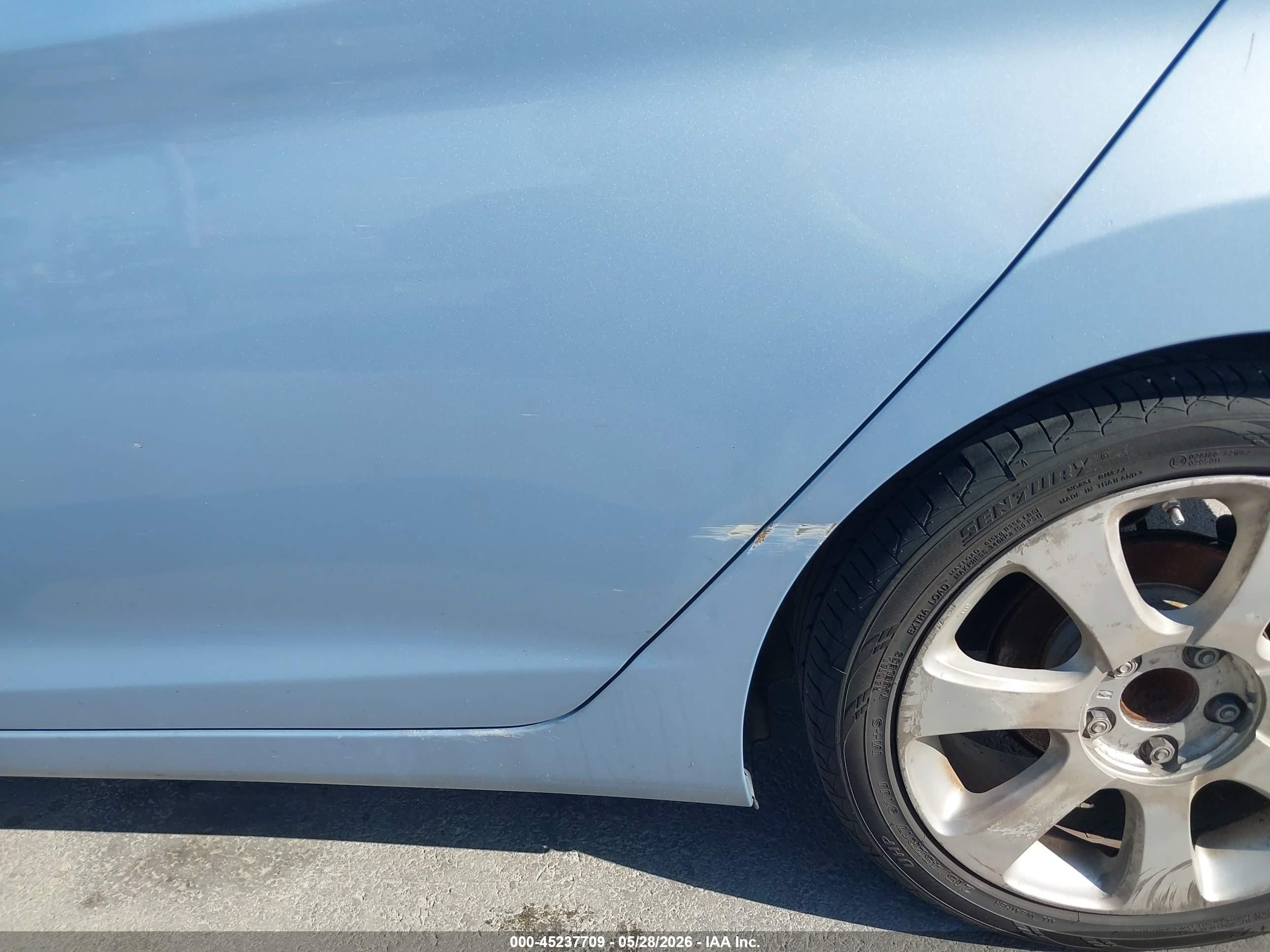 2013 Hyundai Elantra Limited Light Blue vin: KMHDH4AE1DU517992