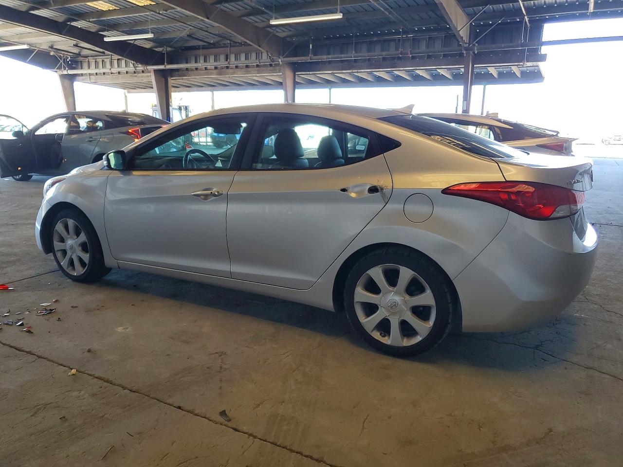2013 Hyundai Elantra Limited Gray vin: KMHDH4AE1DU552922