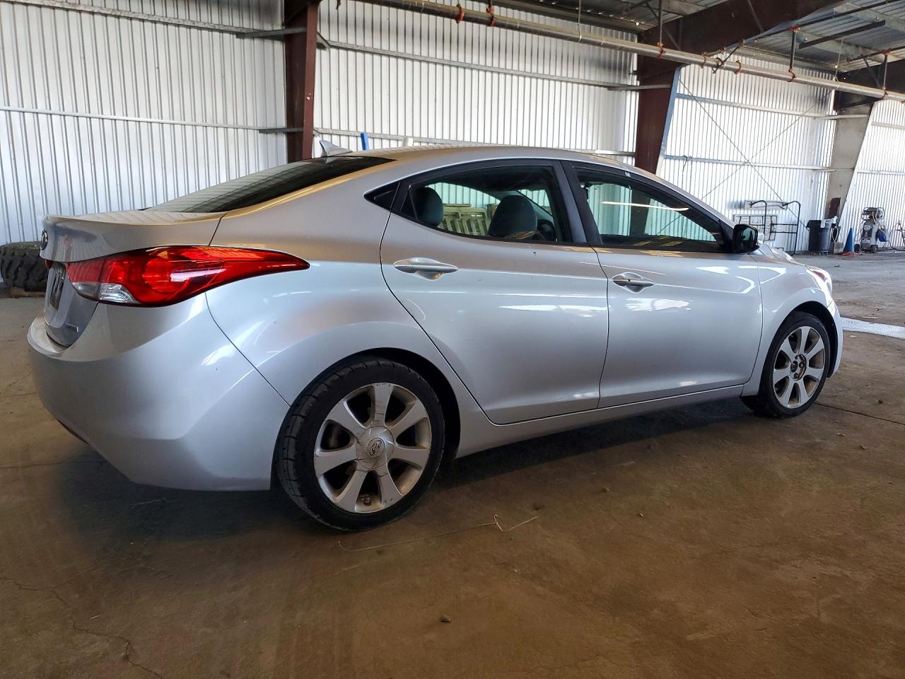 2013 Hyundai Elantra Limited Gray vin: KMHDH4AE1DU552922