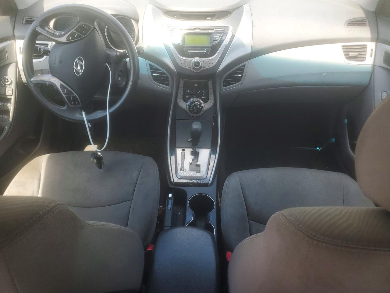 2013 Hyundai Elantra Gls Серебряный vin: KMHDH4AE1DU582549