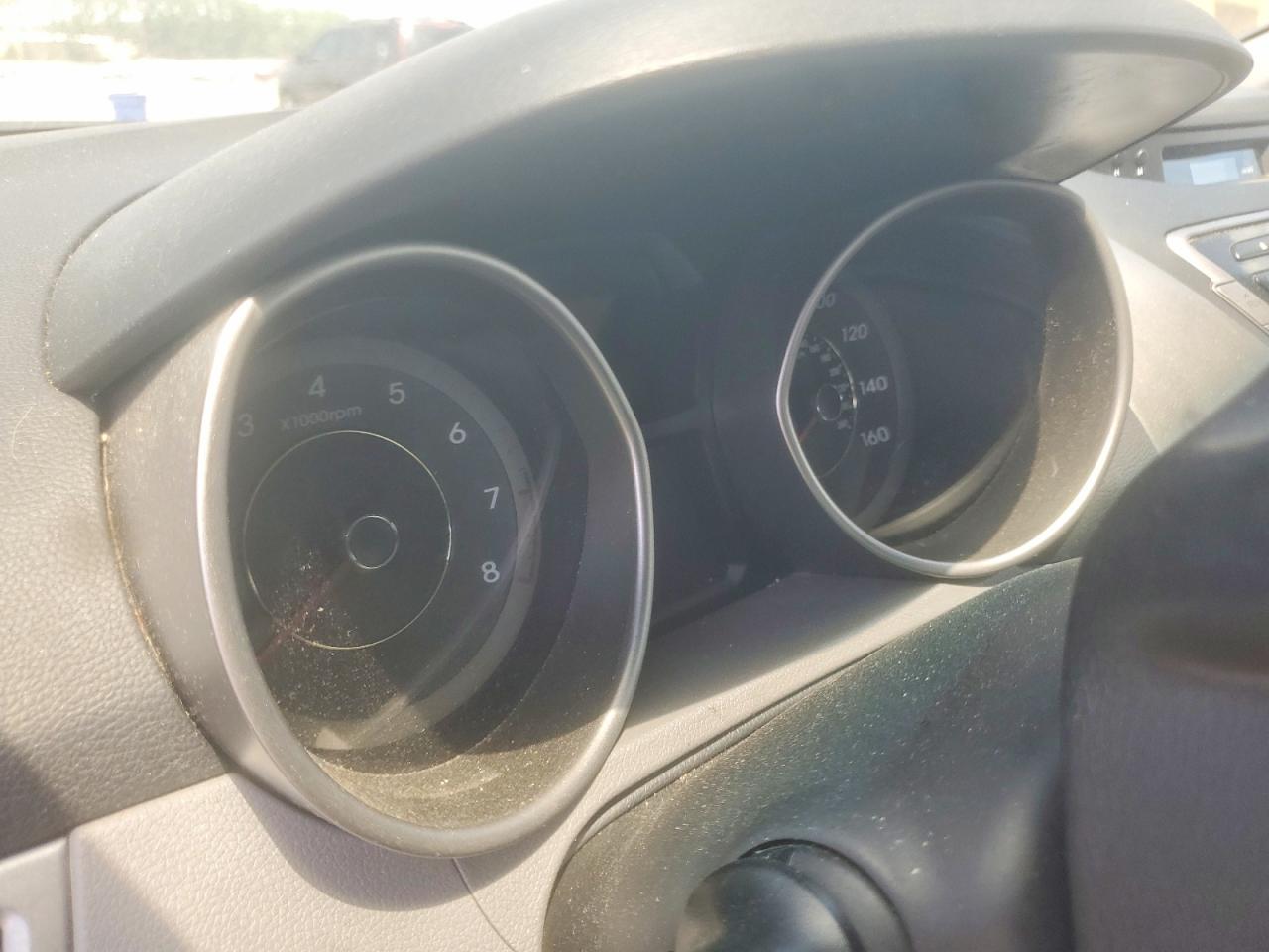 2013 Hyundai Elantra Gls Серебряный vin: KMHDH4AE1DU582549