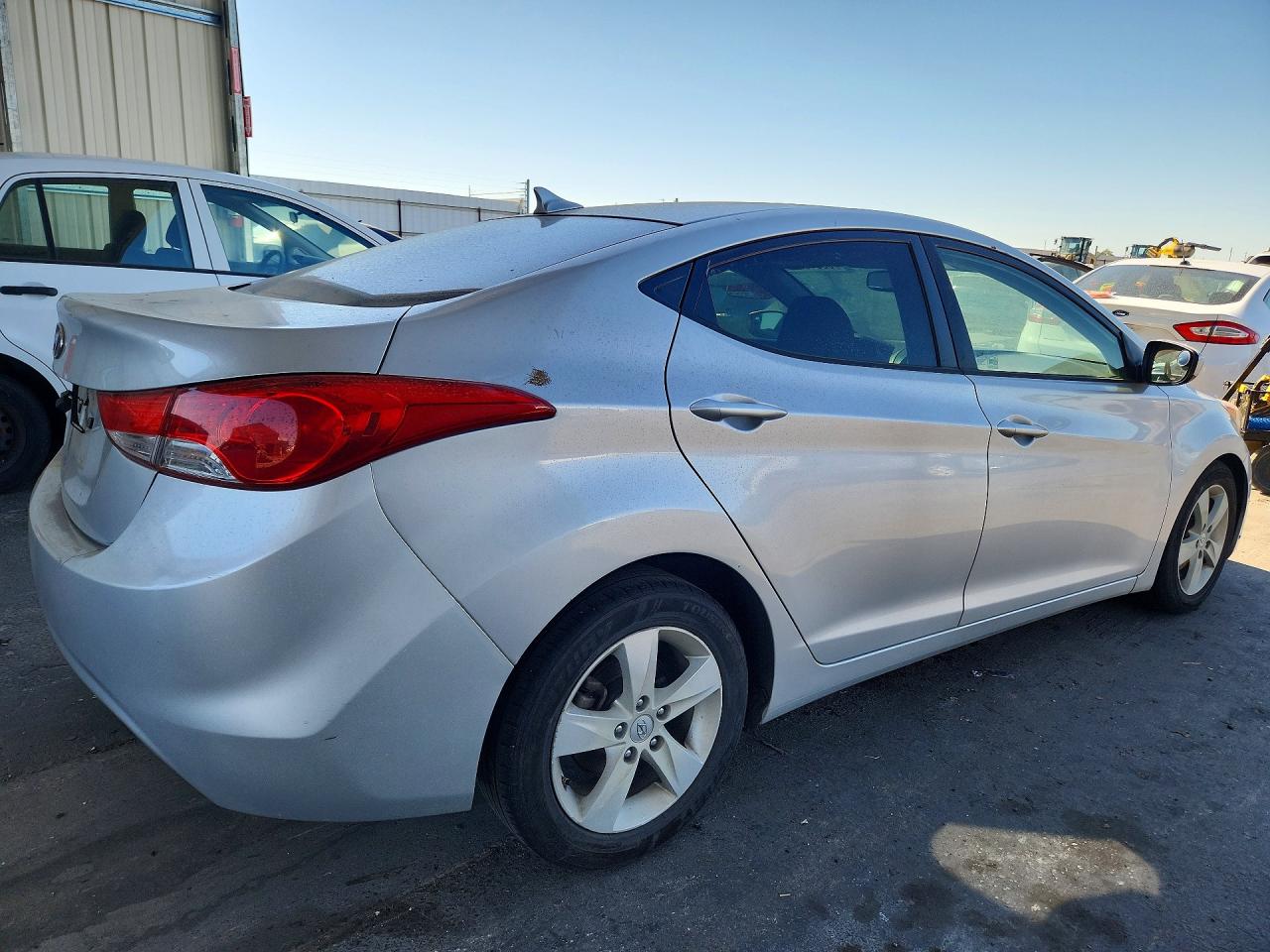 2013 Hyundai Elantra Gls Silver vin: KMHDH4AE1DU604078