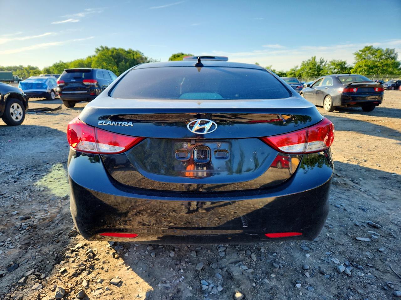 2013 Hyundai Elantra Gls Черный vin: KMHDH4AE1DU644032