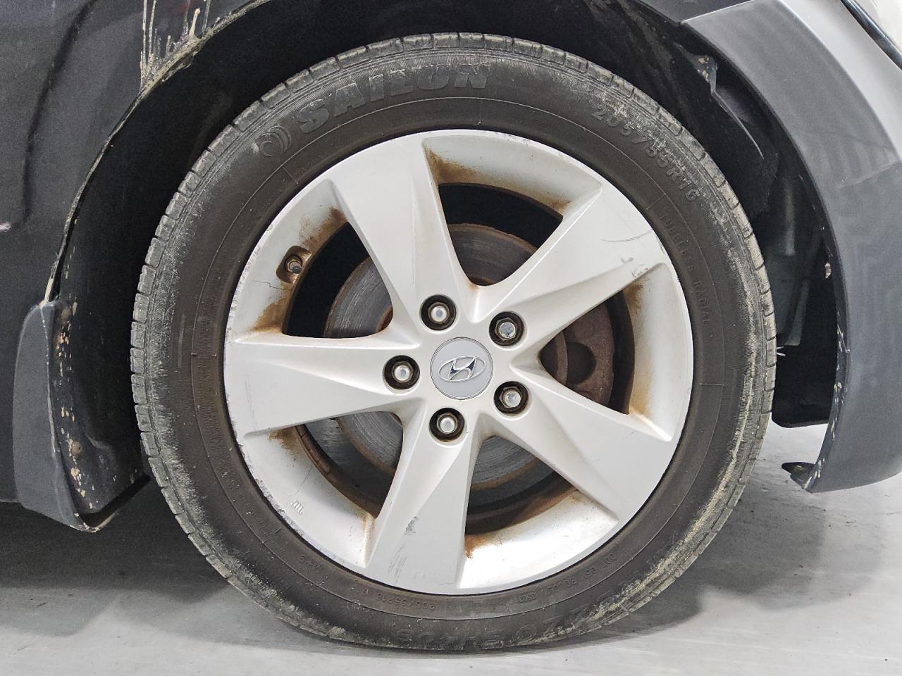 2013 Hyundai Elantra Gls Black vin: KMHDH4AE1DU656410 Damage: Right Front Wheel, Curb Rash, > 12 Inches