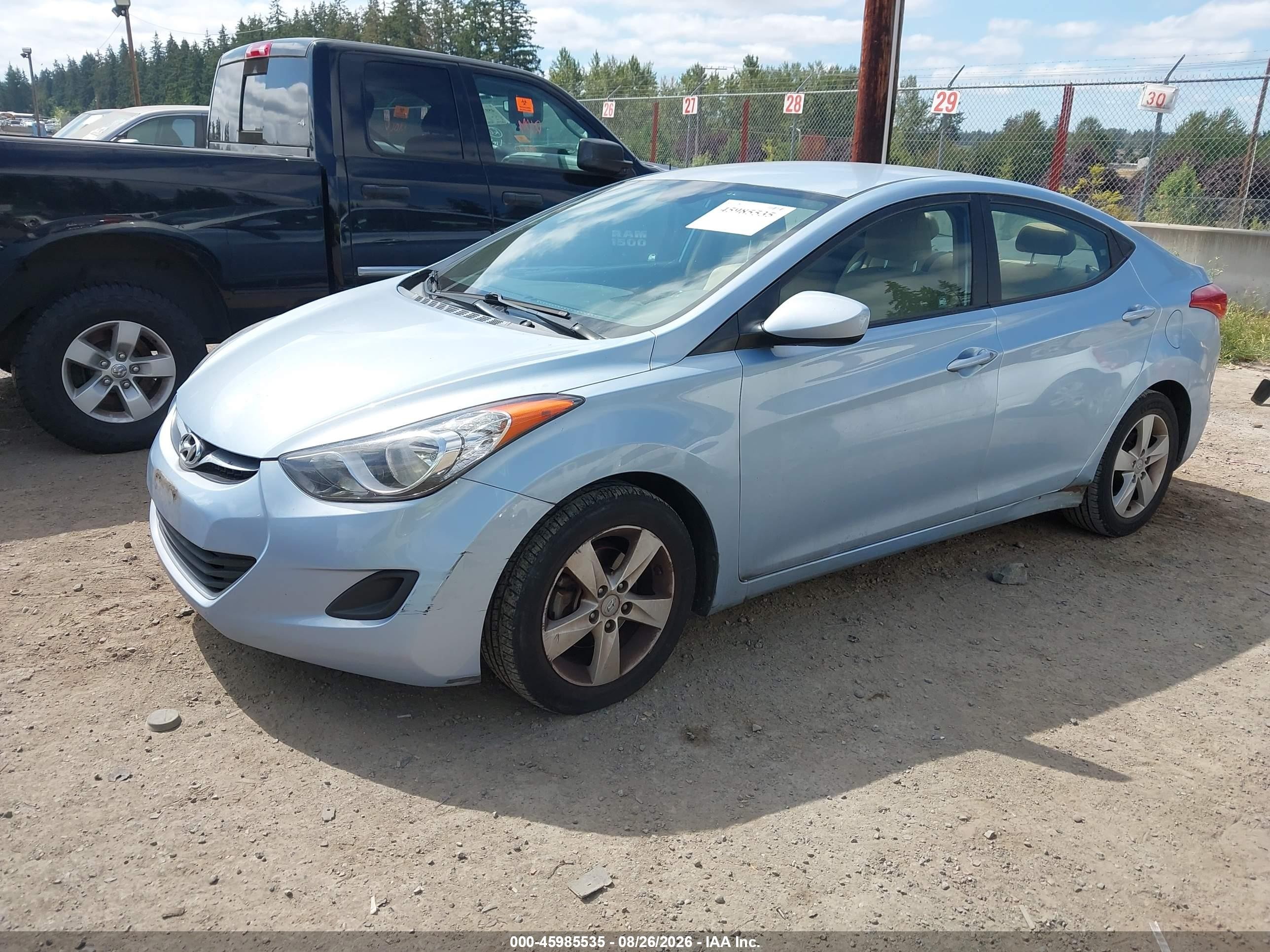 2013 Hyundai Elantra Gls Light Blue vin: KMHDH4AE1DU798952