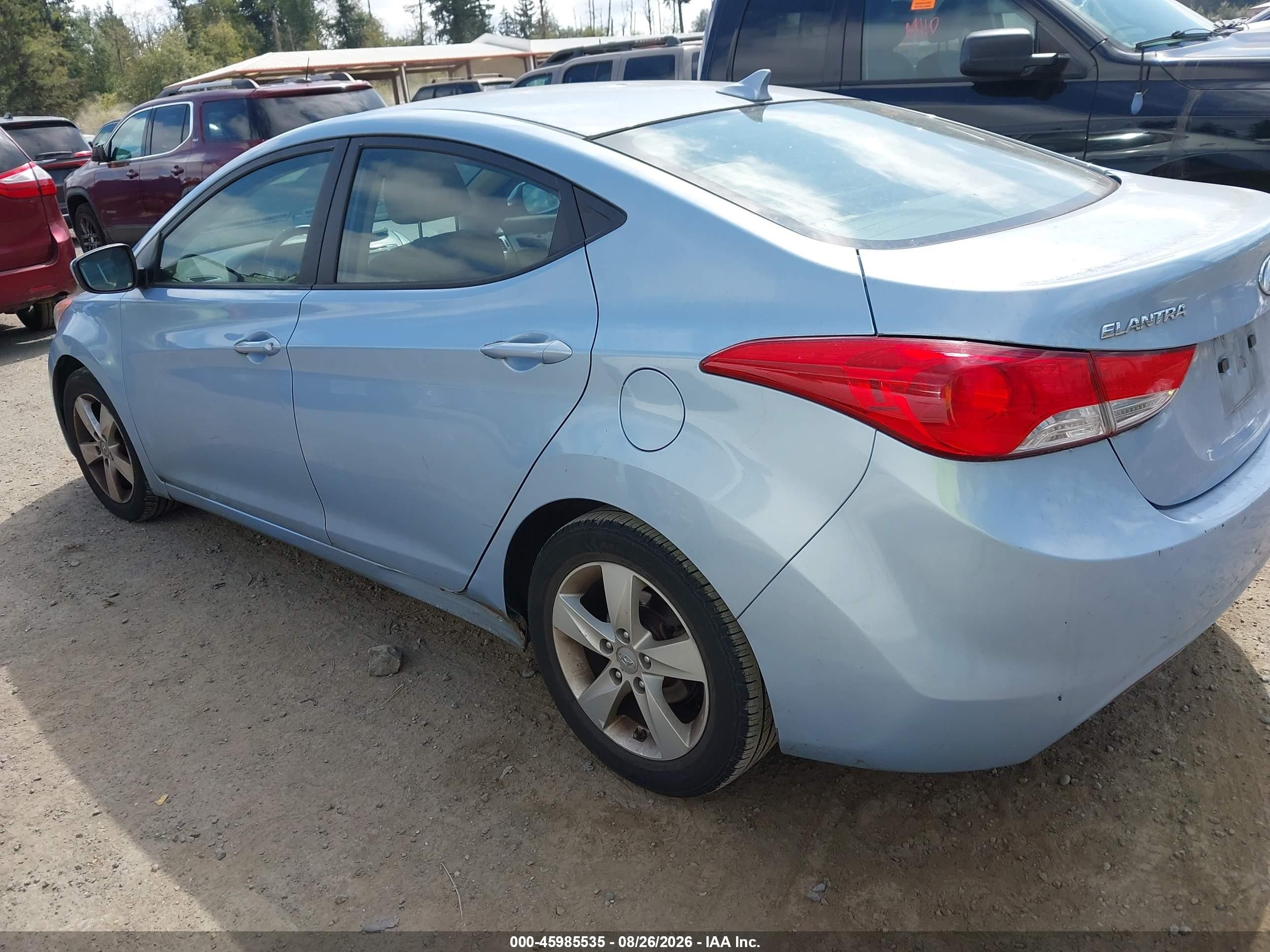 2013 Hyundai Elantra Gls Light Blue vin: KMHDH4AE1DU798952