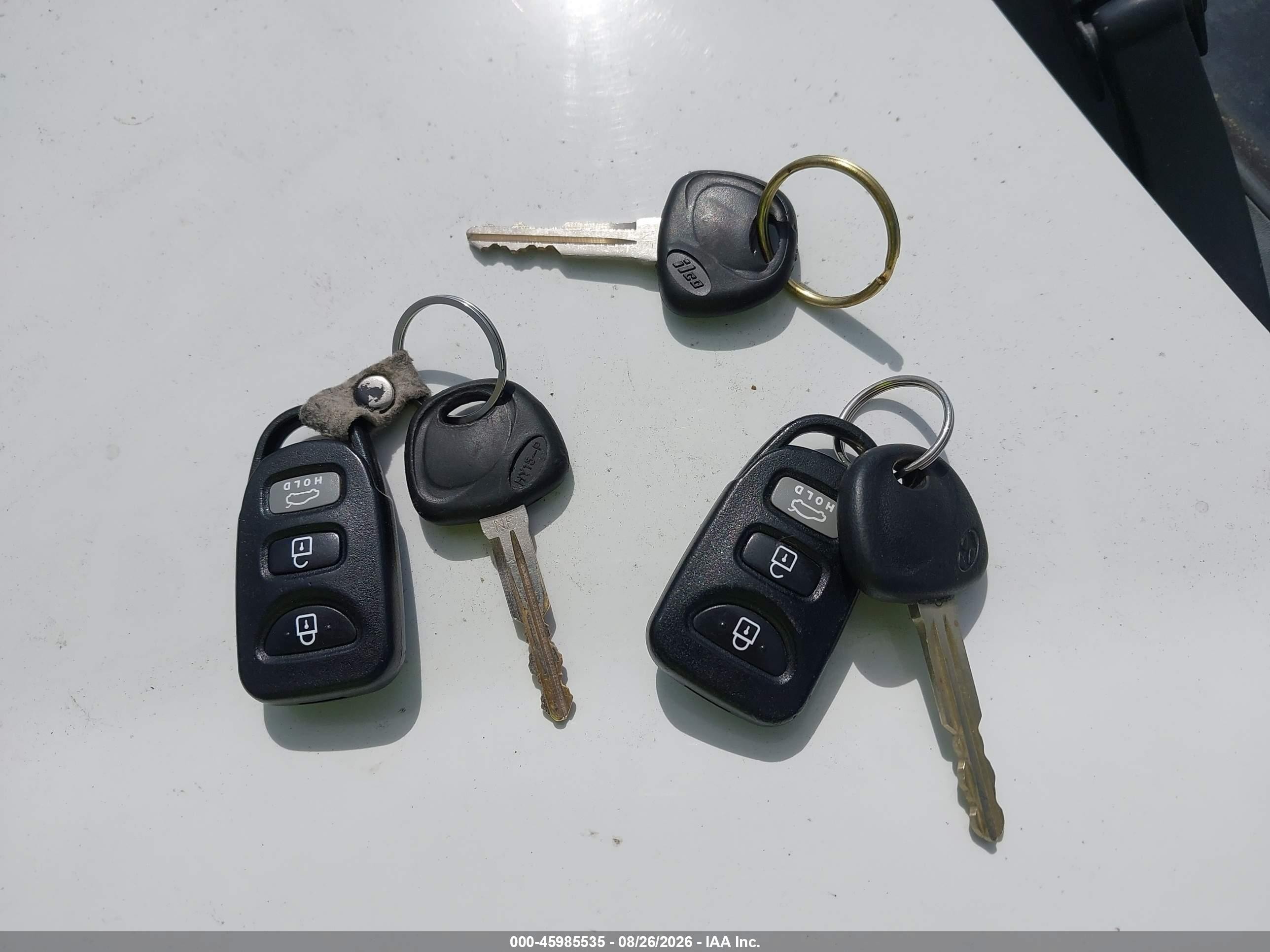 2013 Hyundai Elantra Gls Light Blue vin: KMHDH4AE1DU798952