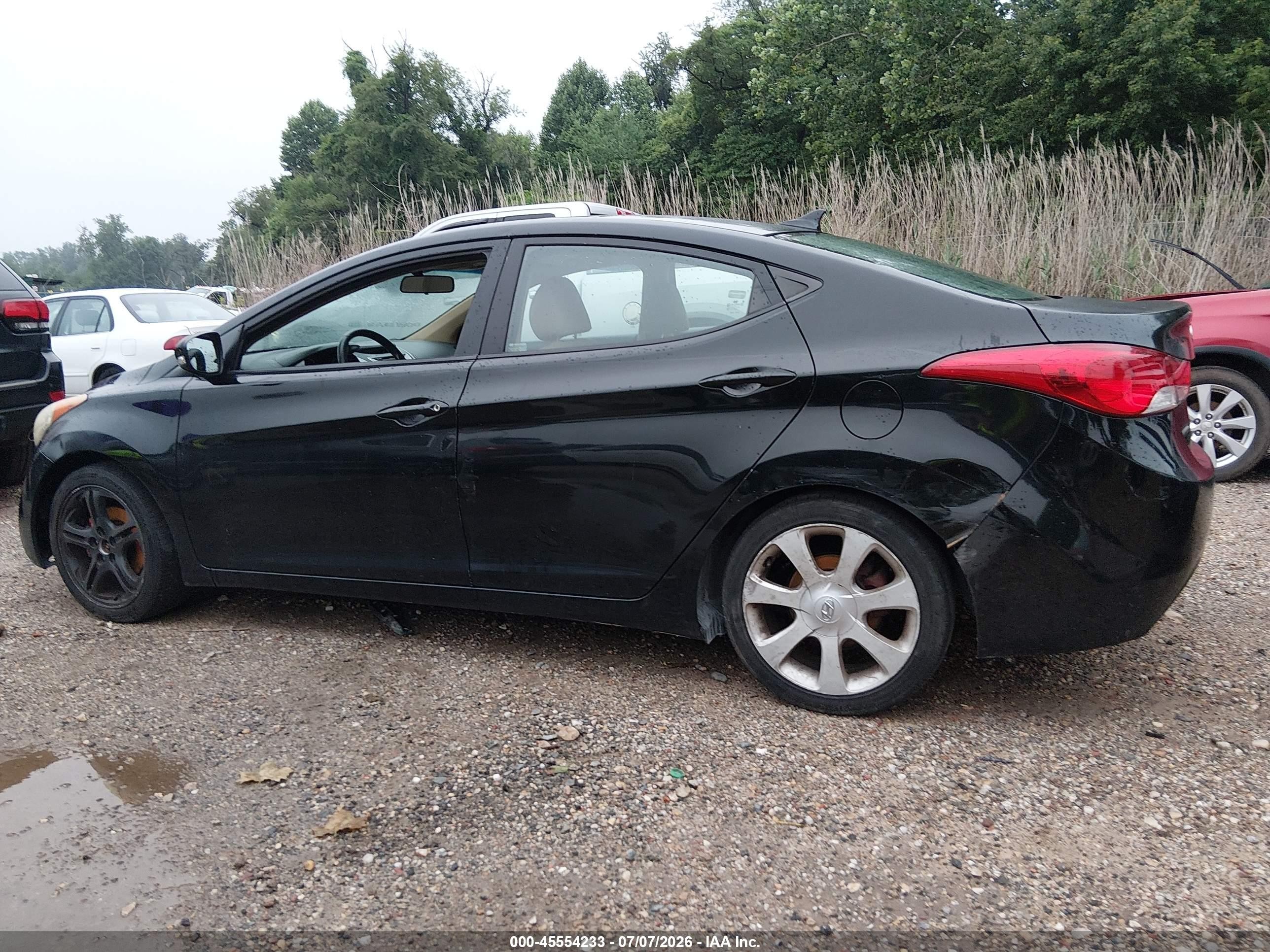 2013 Hyundai Elantra Limited Black vin: KMHDH4AE1DU871818