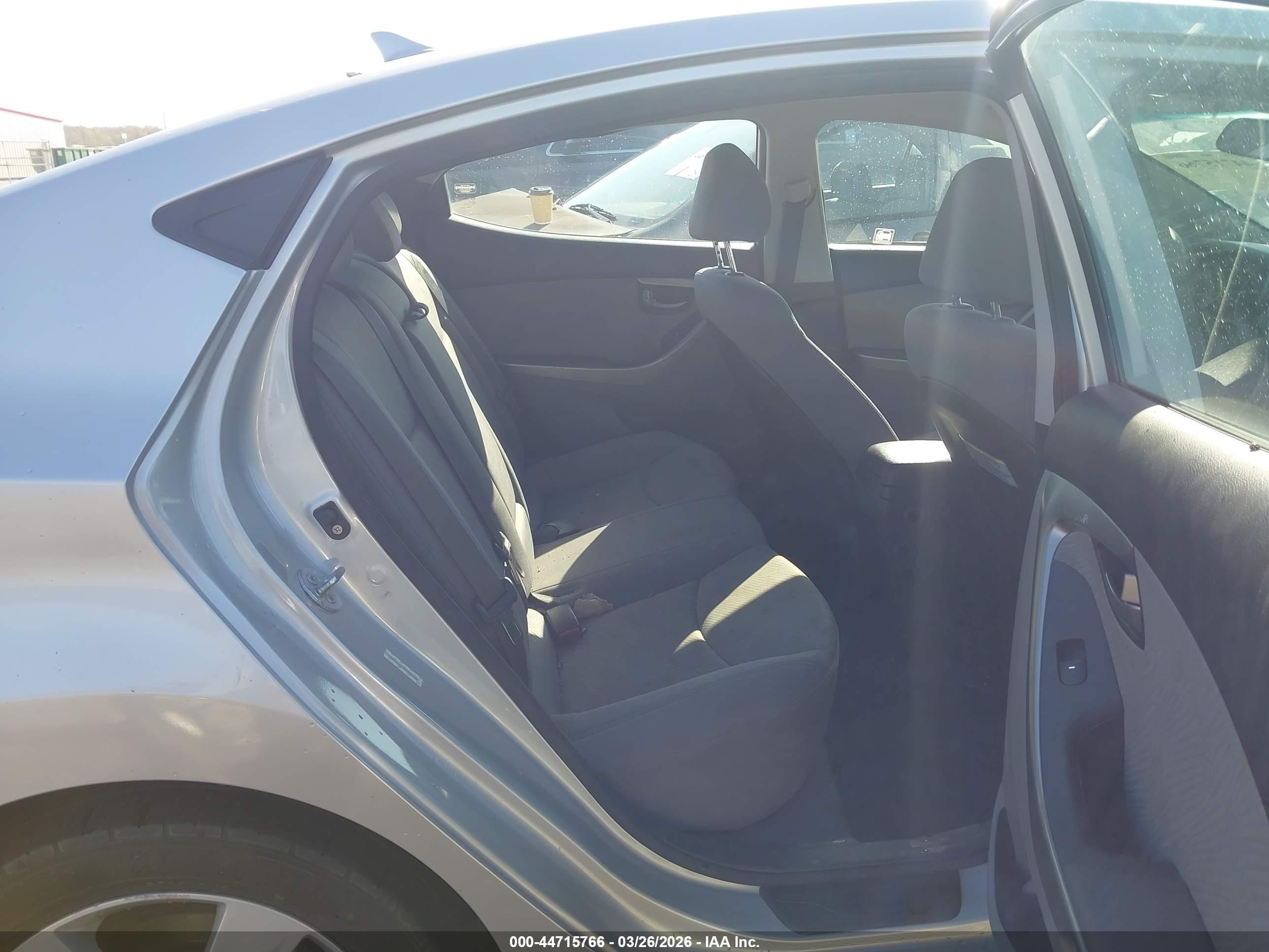 2013 Hyundai Elantra Gls (ulsan Plant) Silver vin: KMHDH4AE1DU885766