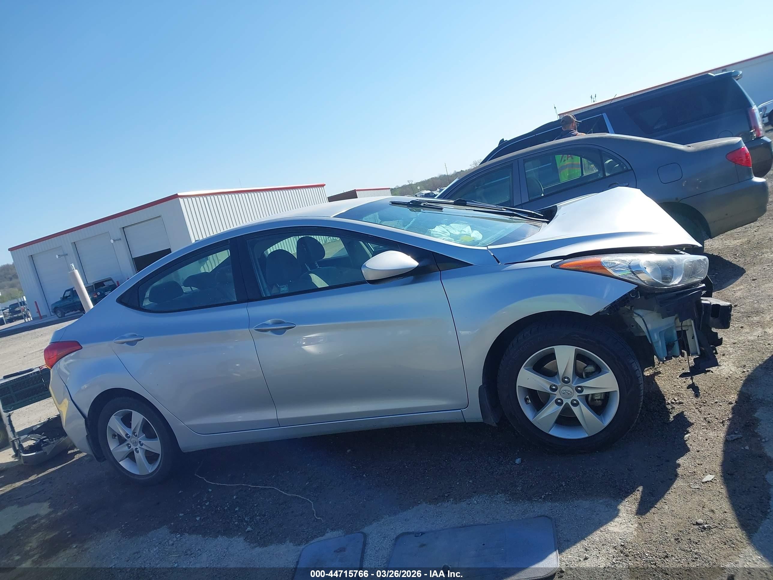 2013 Hyundai Elantra Gls (ulsan Plant) Silver vin: KMHDH4AE1DU885766
