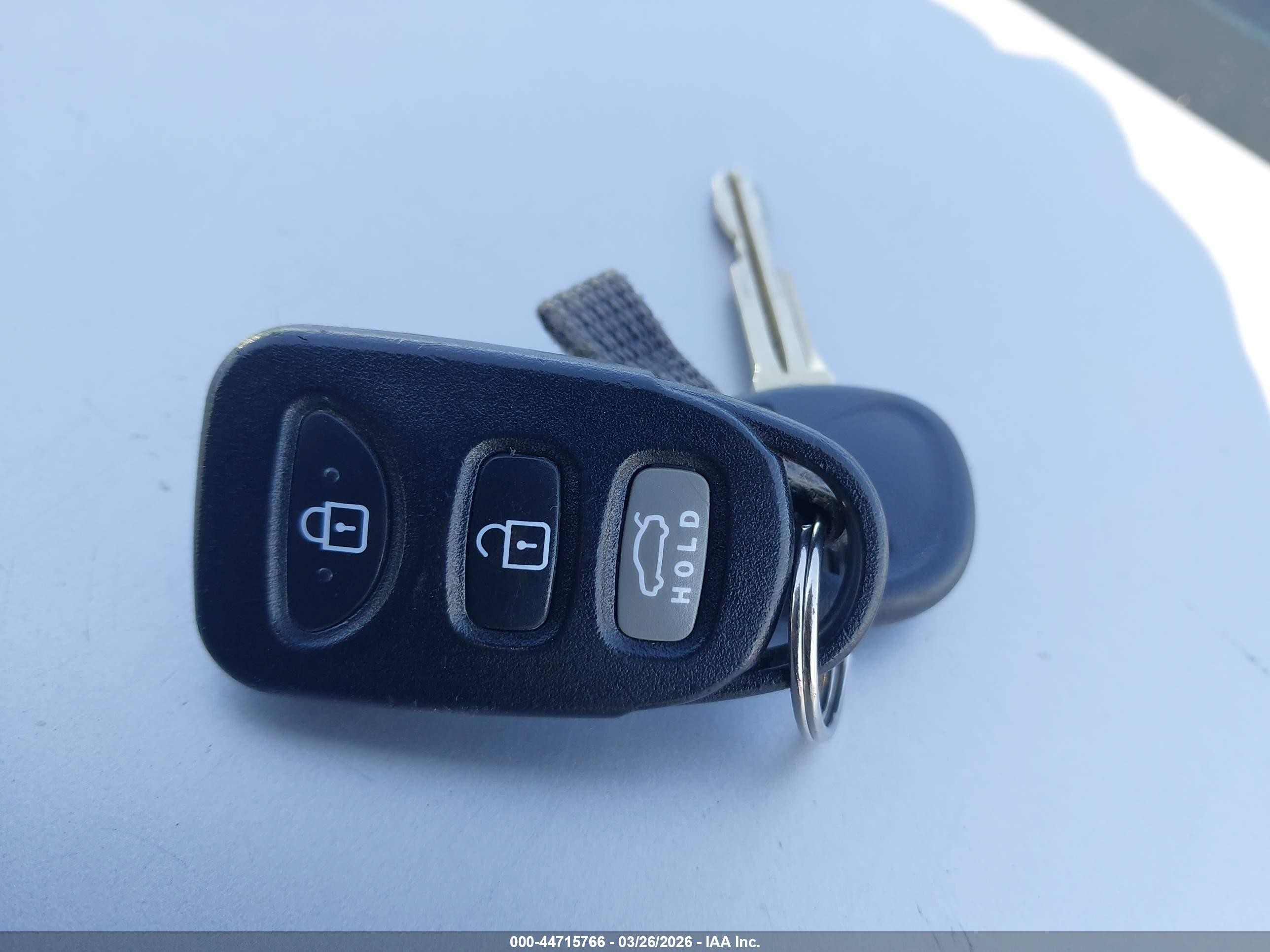 2013 Hyundai Elantra Gls (ulsan Plant) Silver vin: KMHDH4AE1DU885766