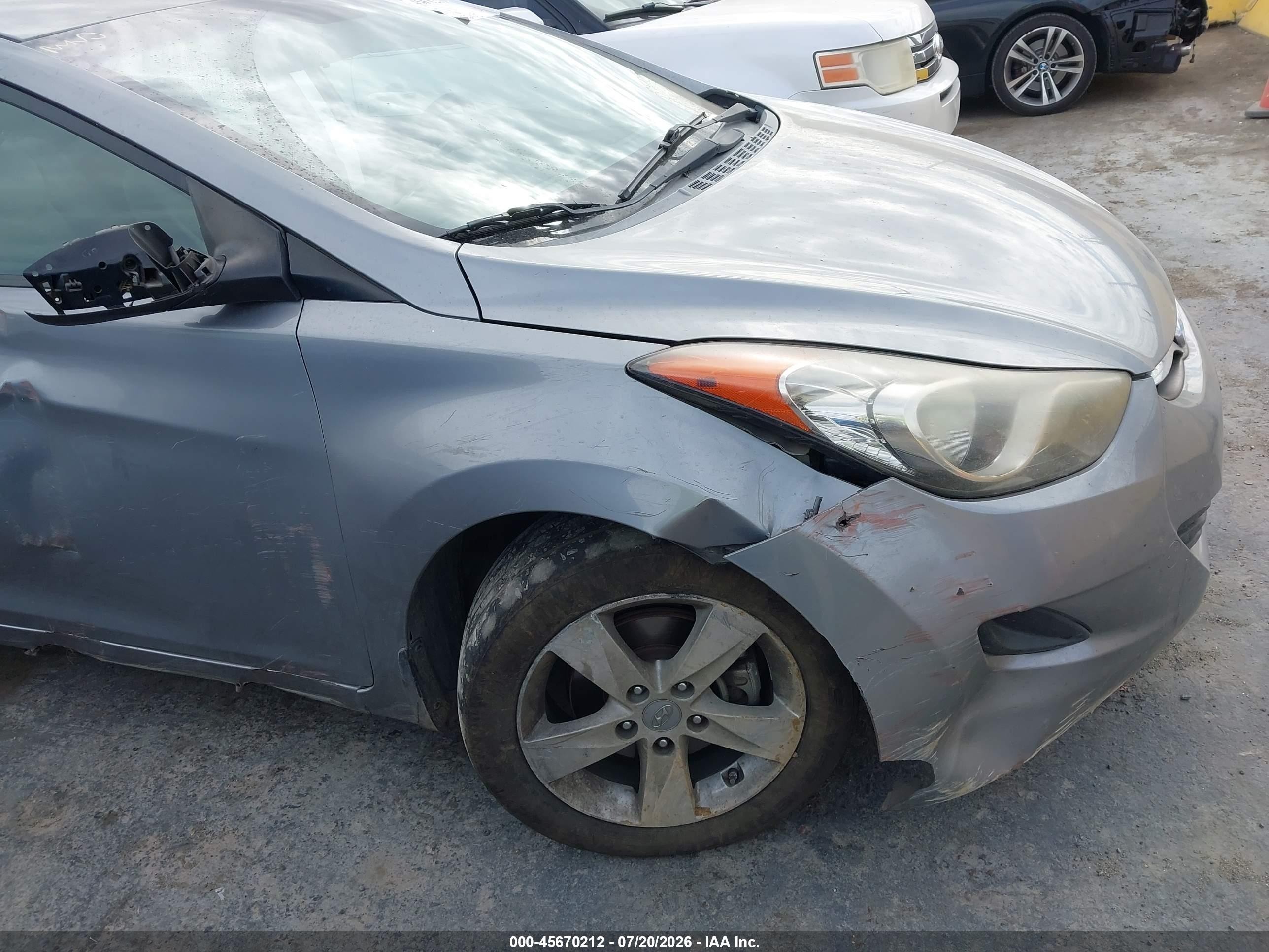 2013 Hyundai Elantra Gls Gray vin: KMHDH4AE1DU938966