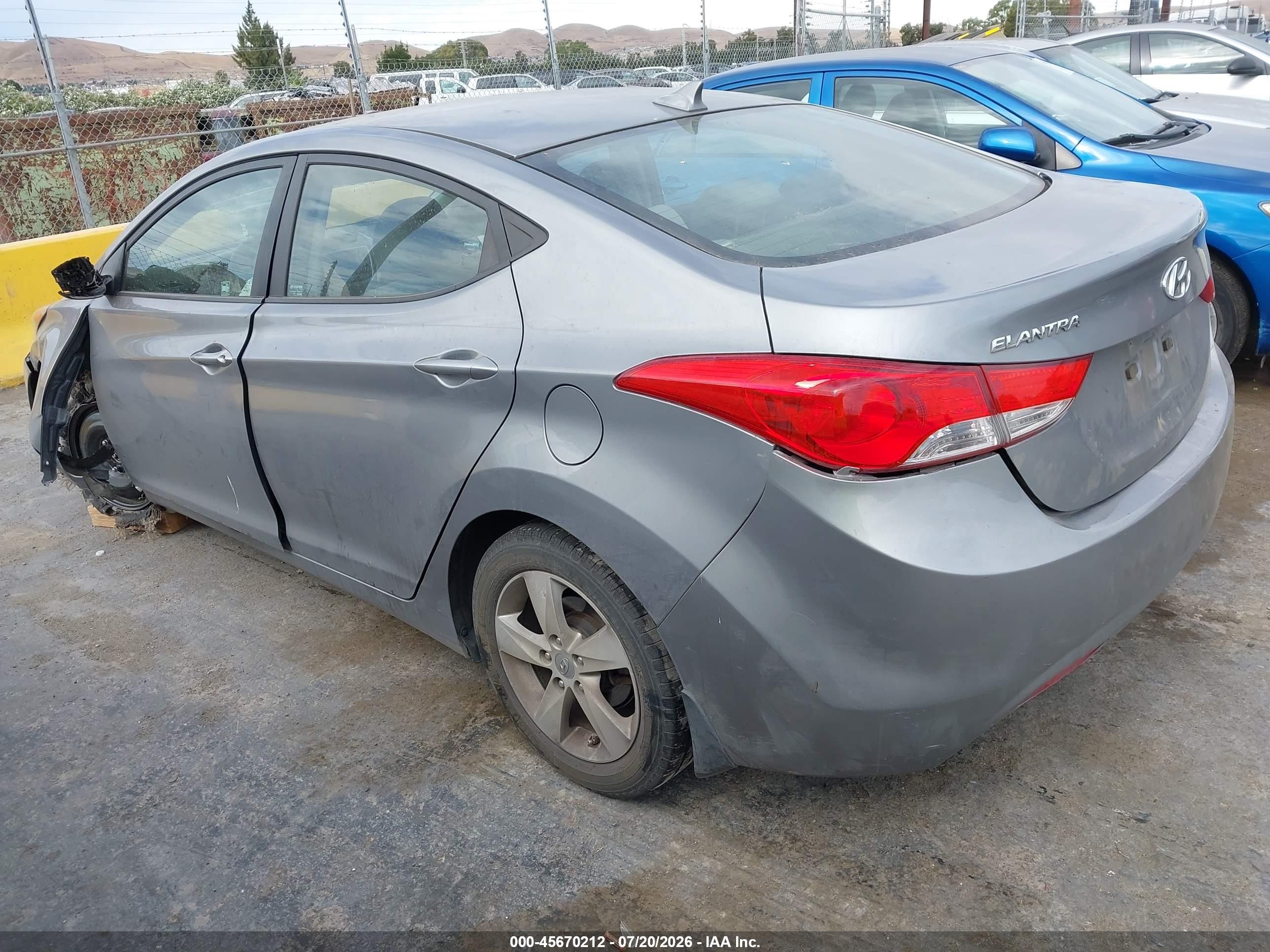 2013 Hyundai Elantra Gls Gray vin: KMHDH4AE1DU938966