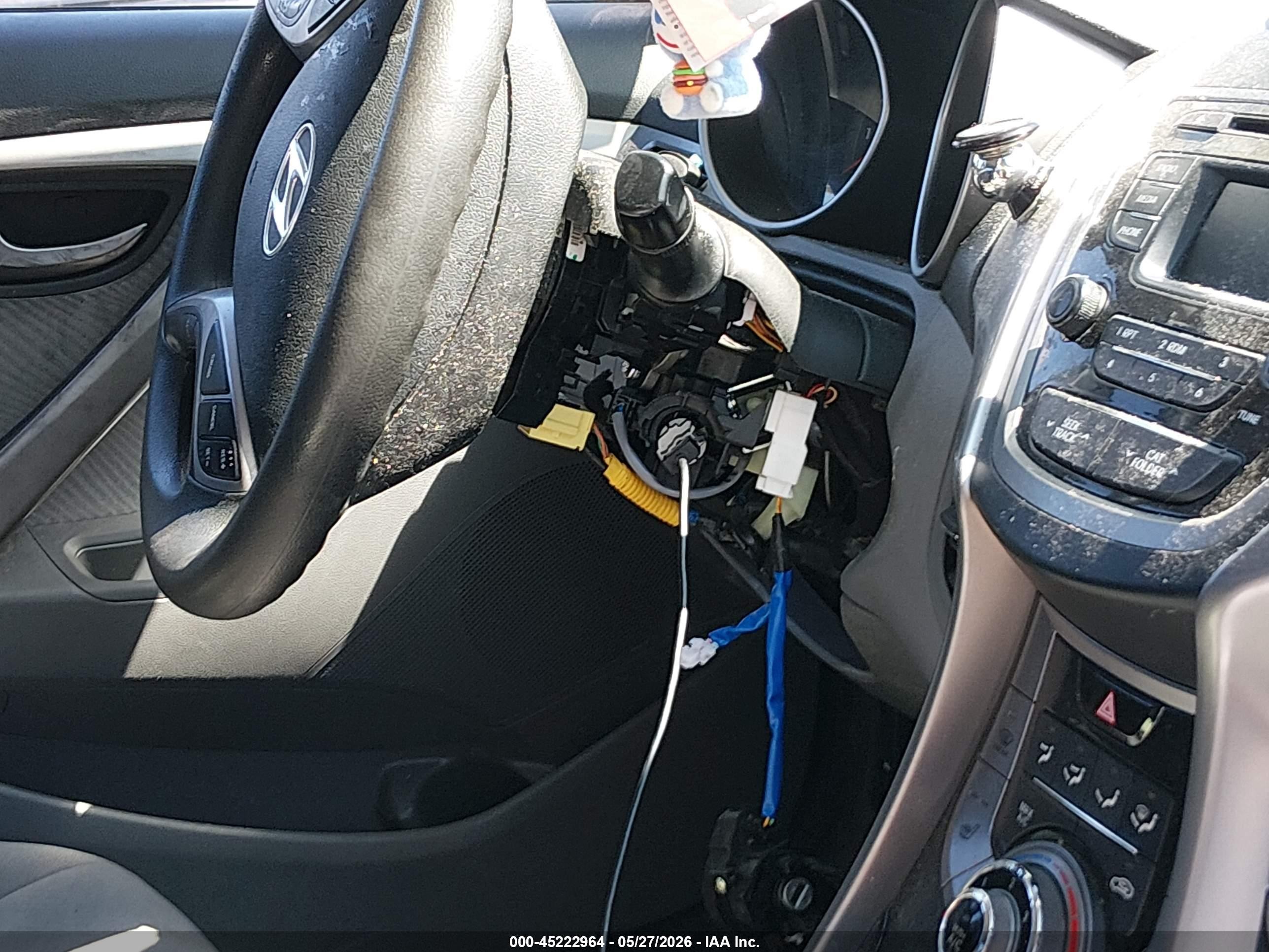 2013 Hyundai Elantra Gls Серебряный vin: KMHDH4AE1DU951197