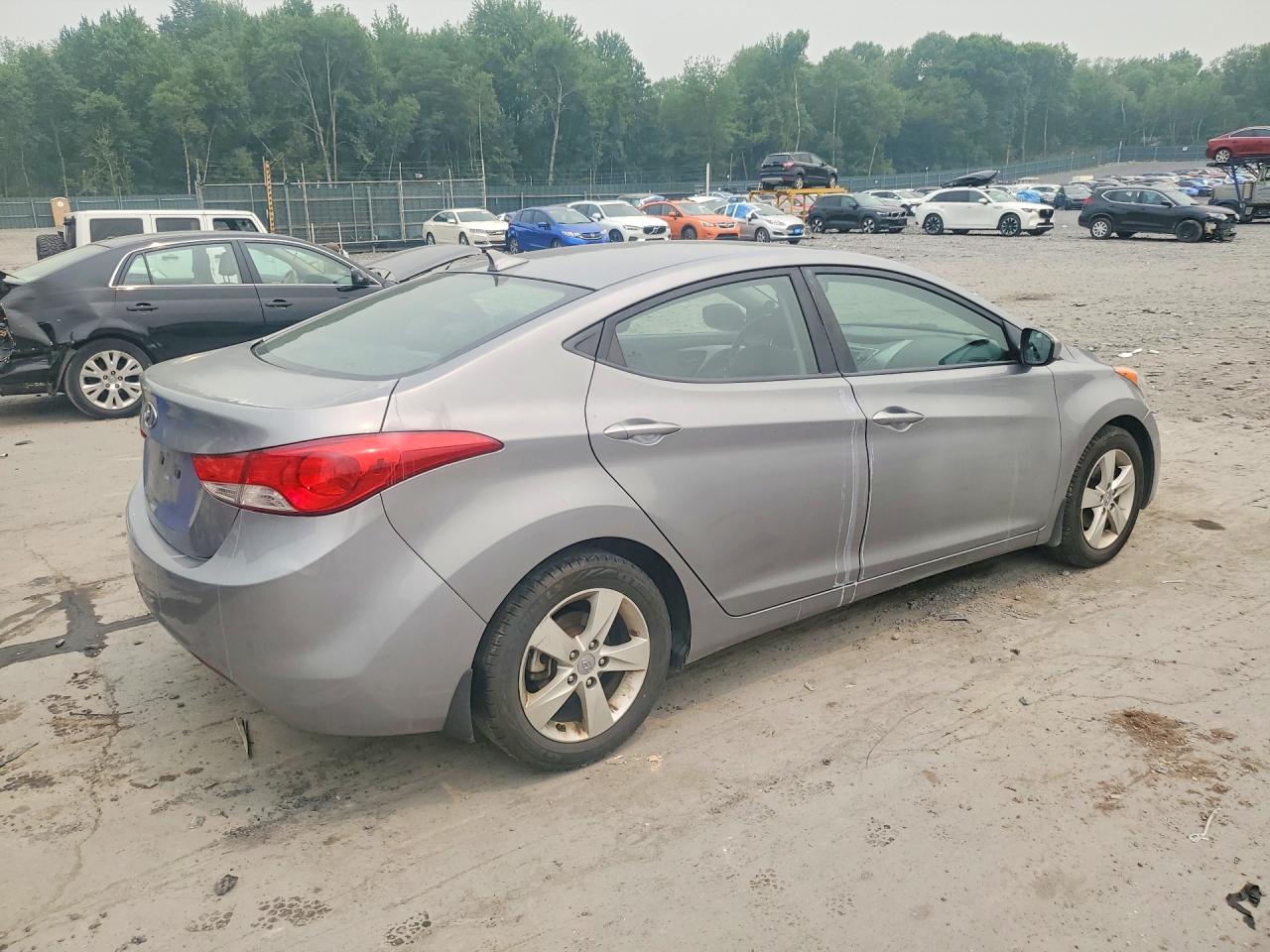 2013 Hyundai Elantra Gls Silver vin: KMHDH4AE1DU978397