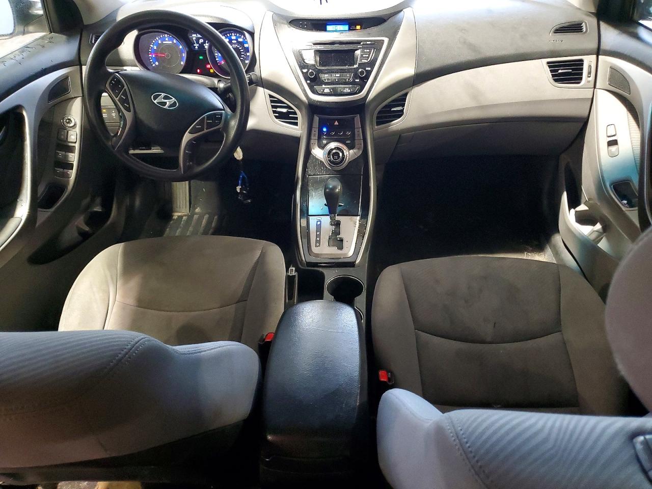 2013 Hyundai Elantra Gls Серебряный vin: KMHDH4AE1DU988346