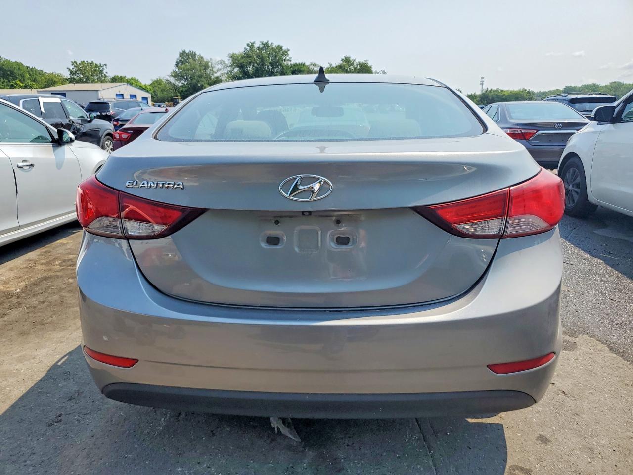 2014 Hyundai Elantra Se Silver vin: KMHDH4AE1EU048114