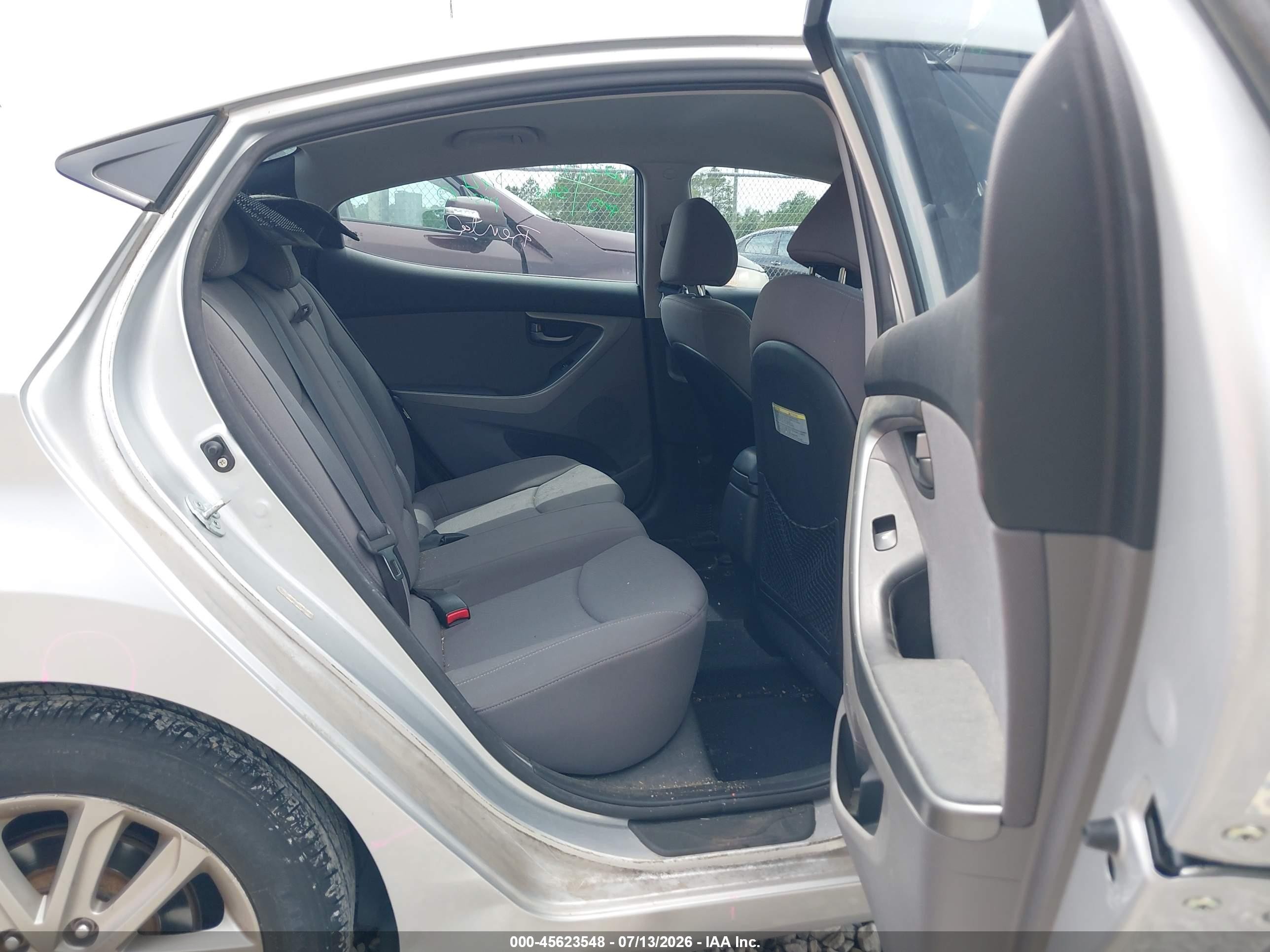 2014 Hyundai Elantra Se Серебряный vin: KMHDH4AE1EU134278