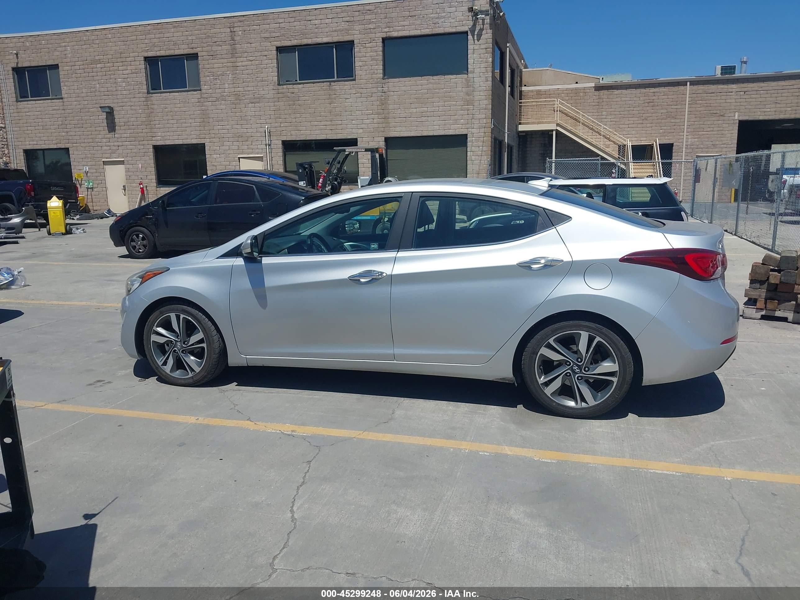 2014 Hyundai Elantra Limited Серый vin: KMHDH4AE1EU134295