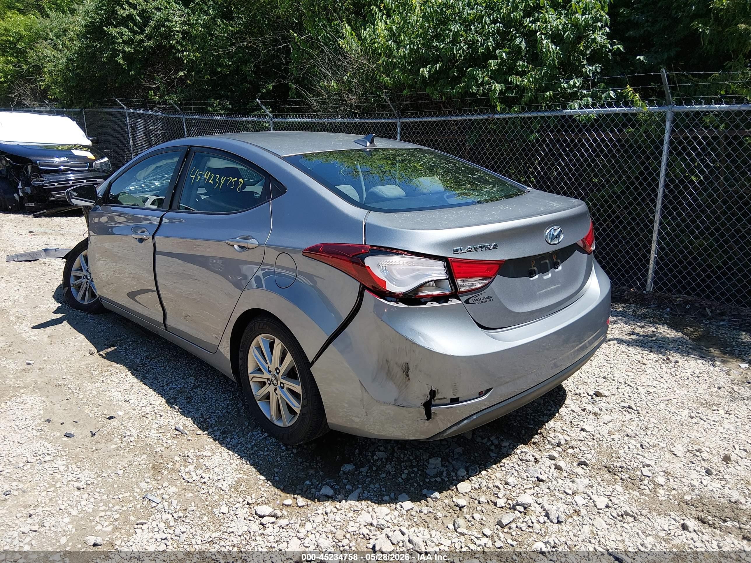 2014 Hyundai Elantra Se Silver vin: KMHDH4AE1EU157088