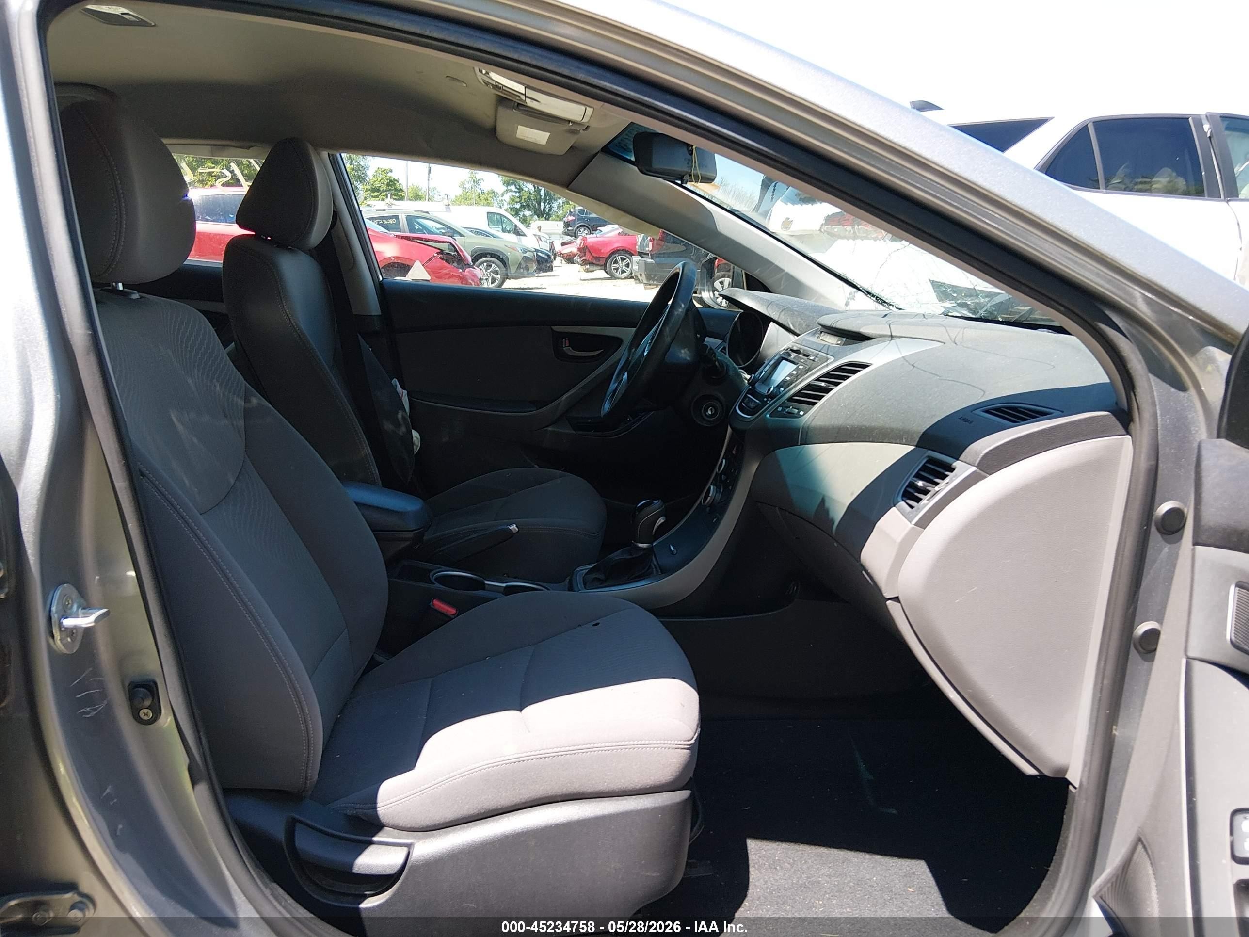 2014 Hyundai Elantra Se Silver vin: KMHDH4AE1EU157088