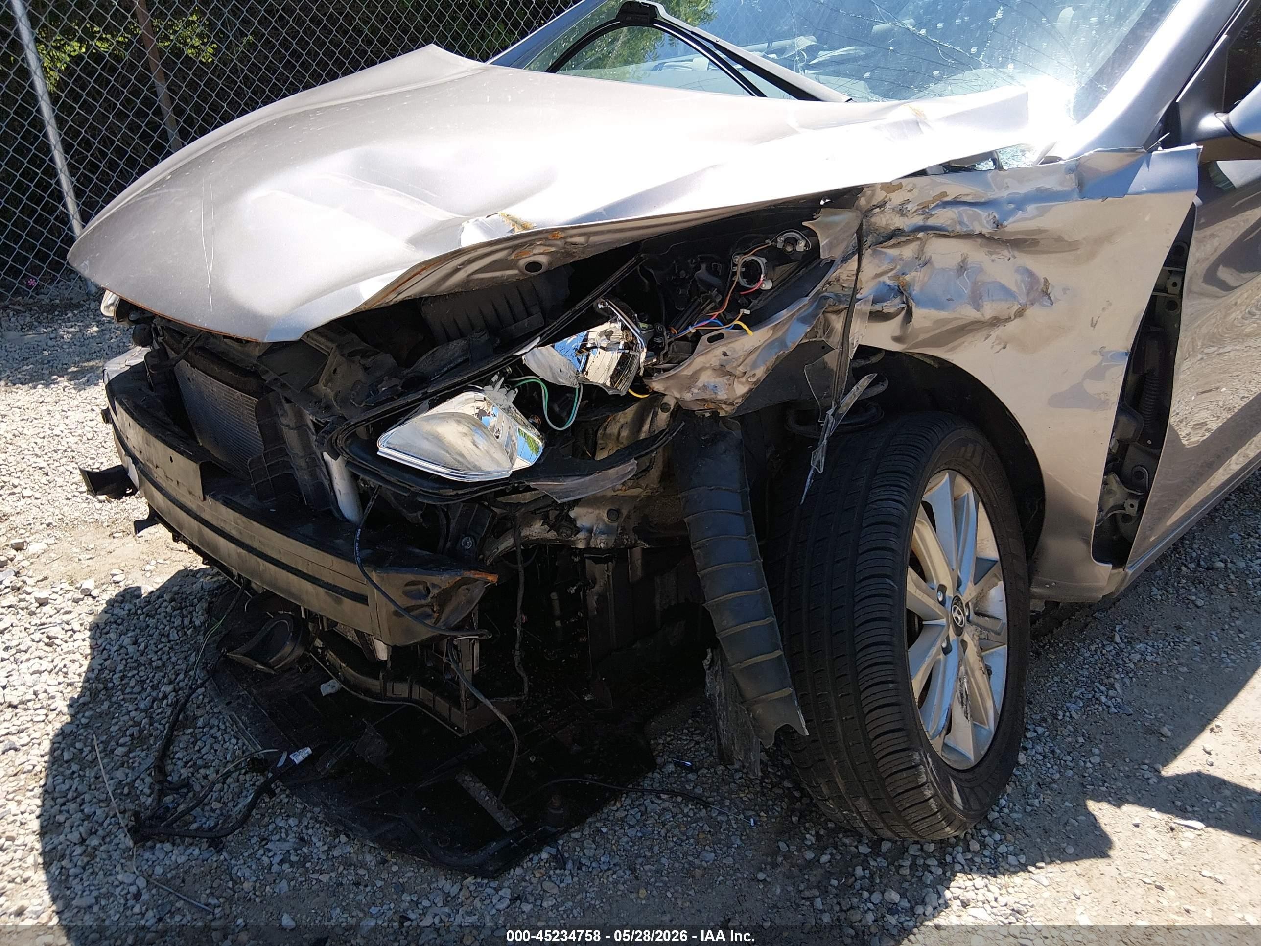 2014 Hyundai Elantra Se Silver vin: KMHDH4AE1EU157088