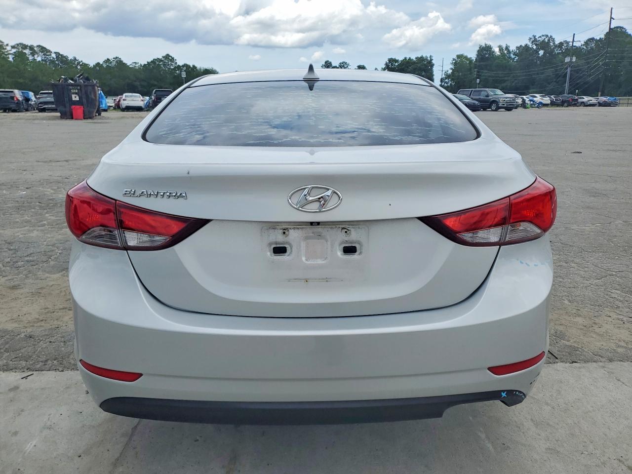 2014 Hyundai Elantra Se Silver vin: KMHDH4AE1EU164994