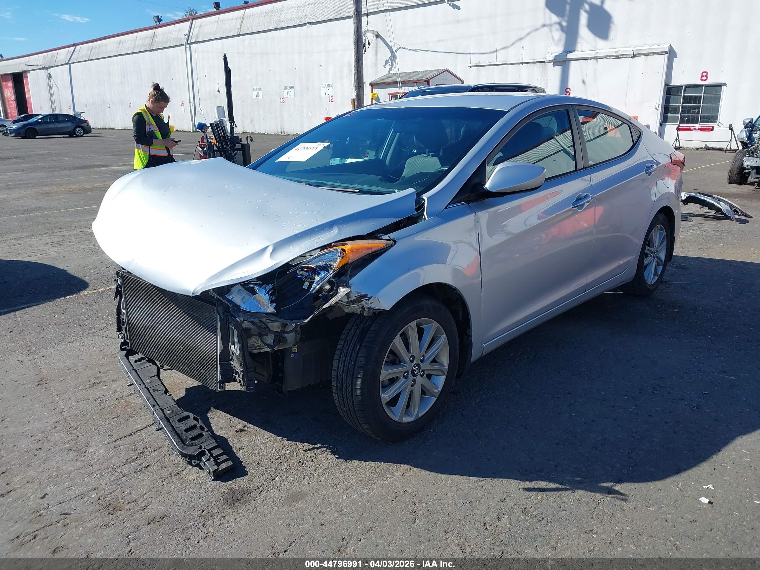 2014 Hyundai Elantra Se Silver vin: KMHDH4AE1EU174019