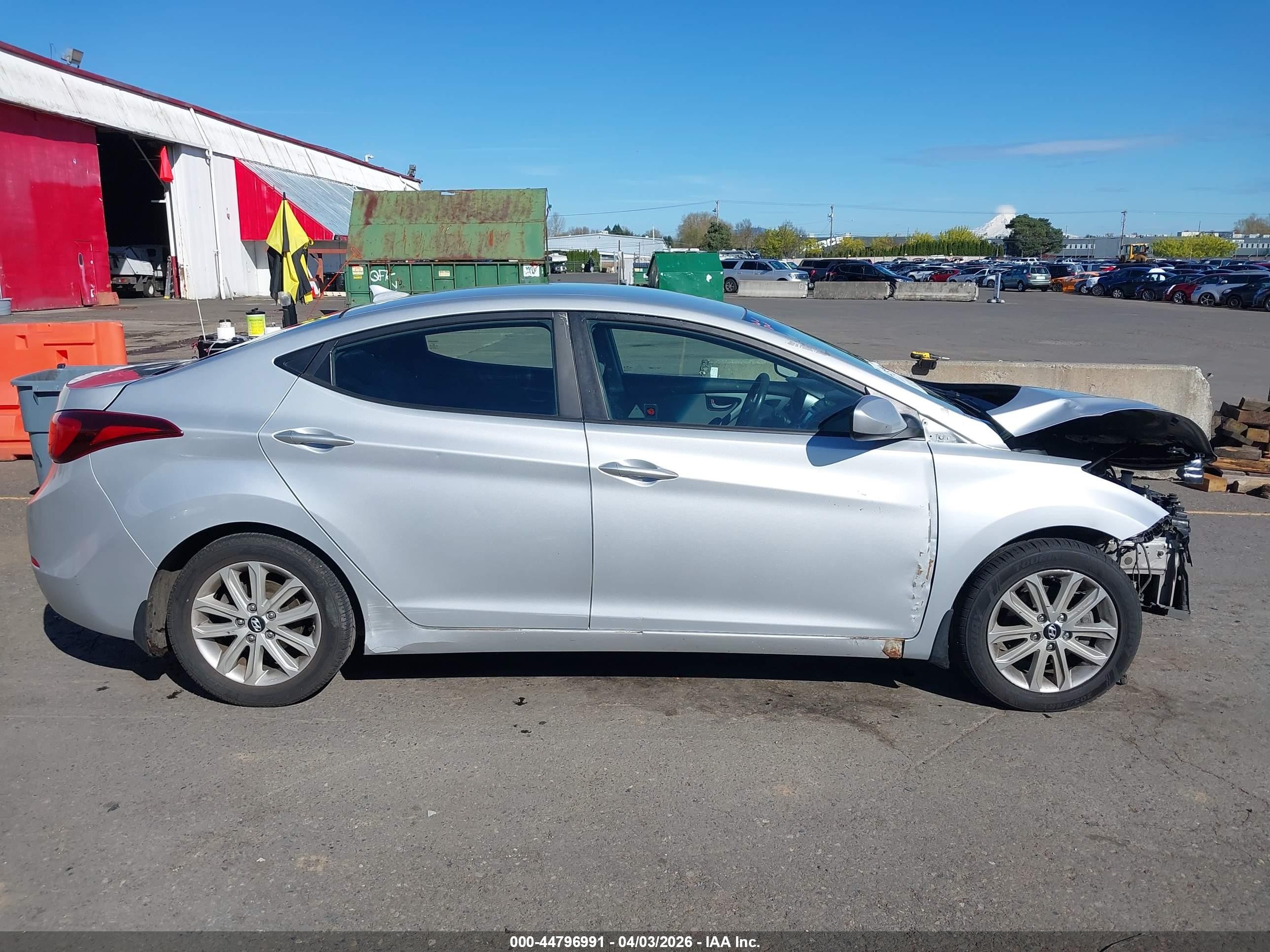 2014 Hyundai Elantra Se Silver vin: KMHDH4AE1EU174019