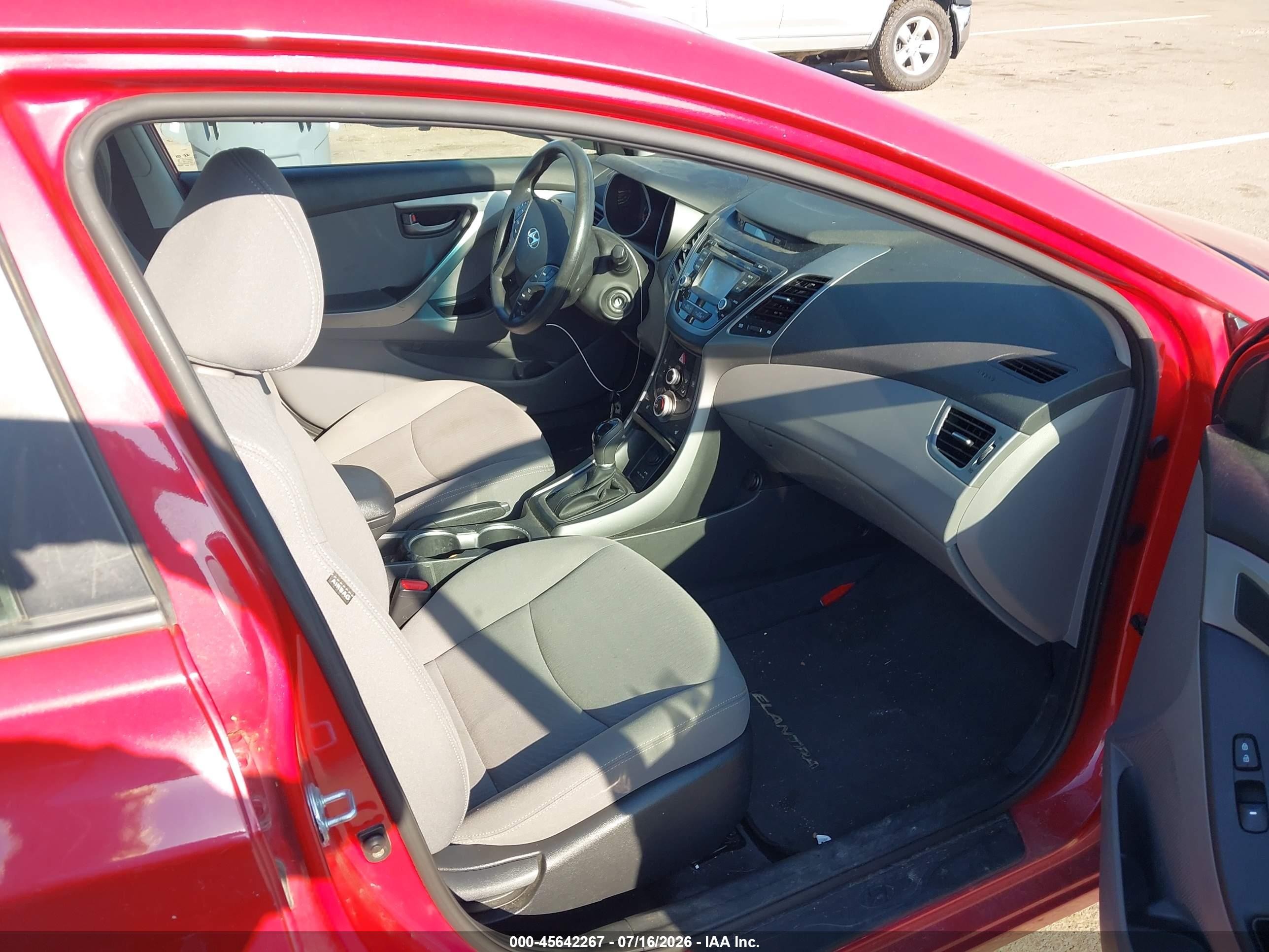 2014 Hyundai Elantra Se Red vin: KMHDH4AE1EU190382