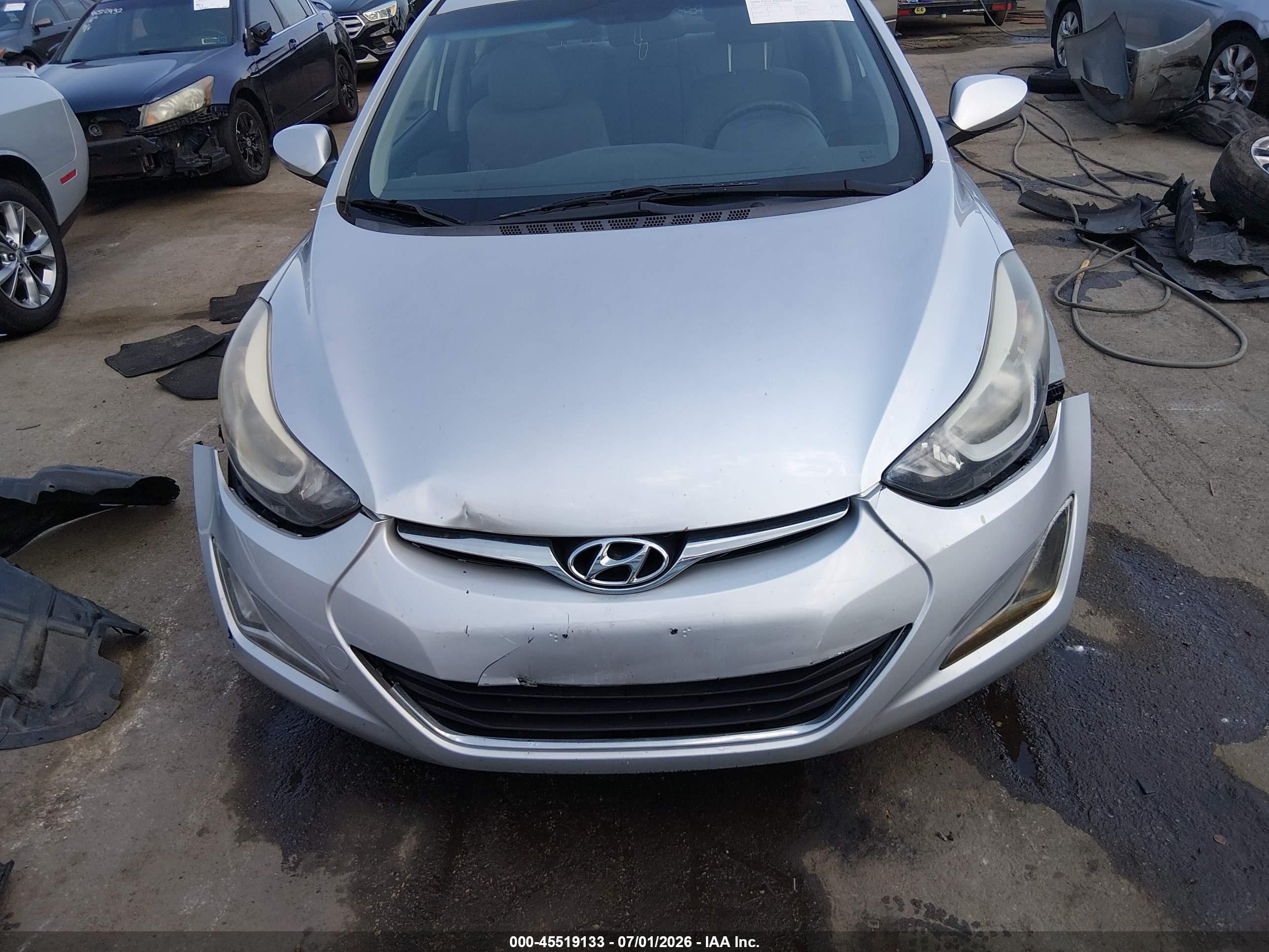 2015 Hyundai Elantra Se Silver vin: KMHDH4AE1FU235807