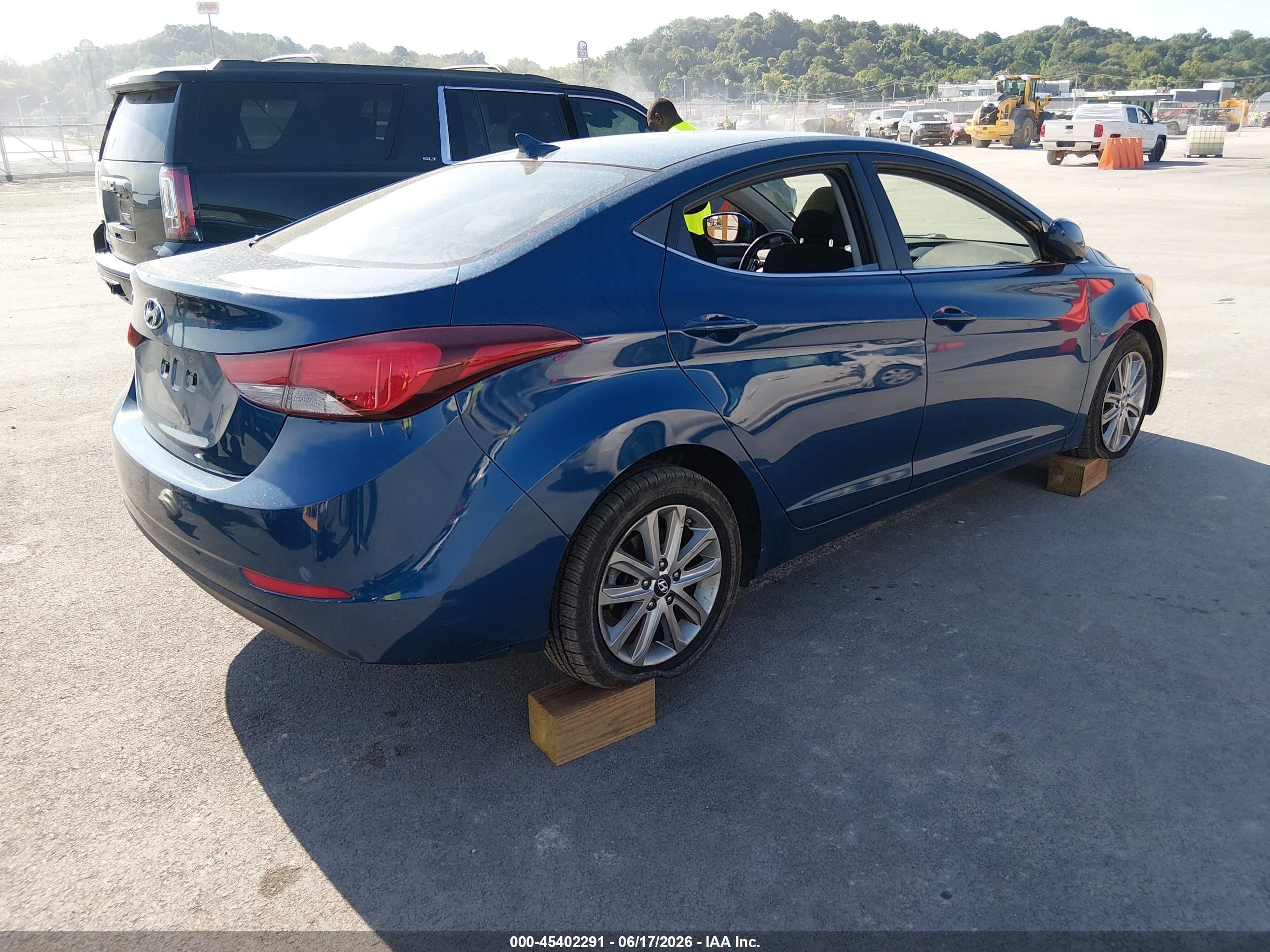 2015 Hyundai Elantra Se Blue vin: KMHDH4AE1FU250534