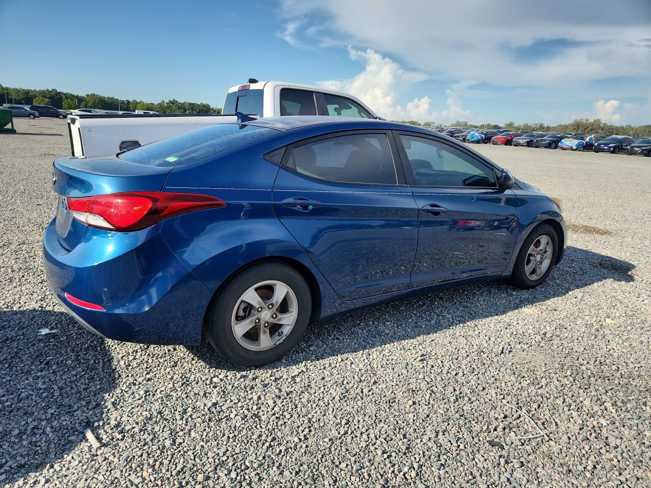 2015 Hyundai Elantra Se Blue vin: KMHDH4AE1FU252753
