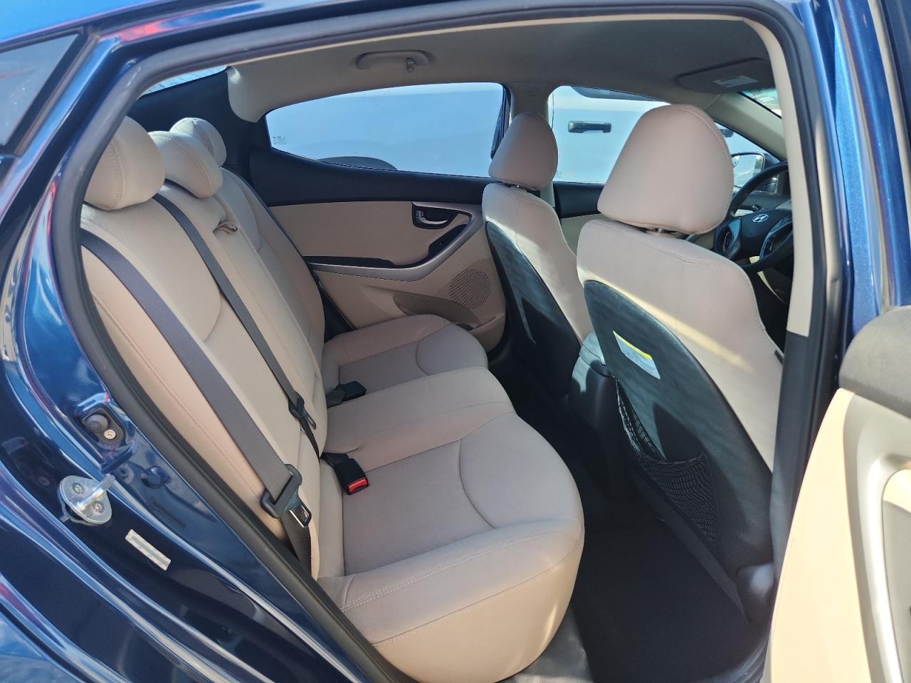 2015 Hyundai Elantra Se Blue vin: KMHDH4AE1FU252753